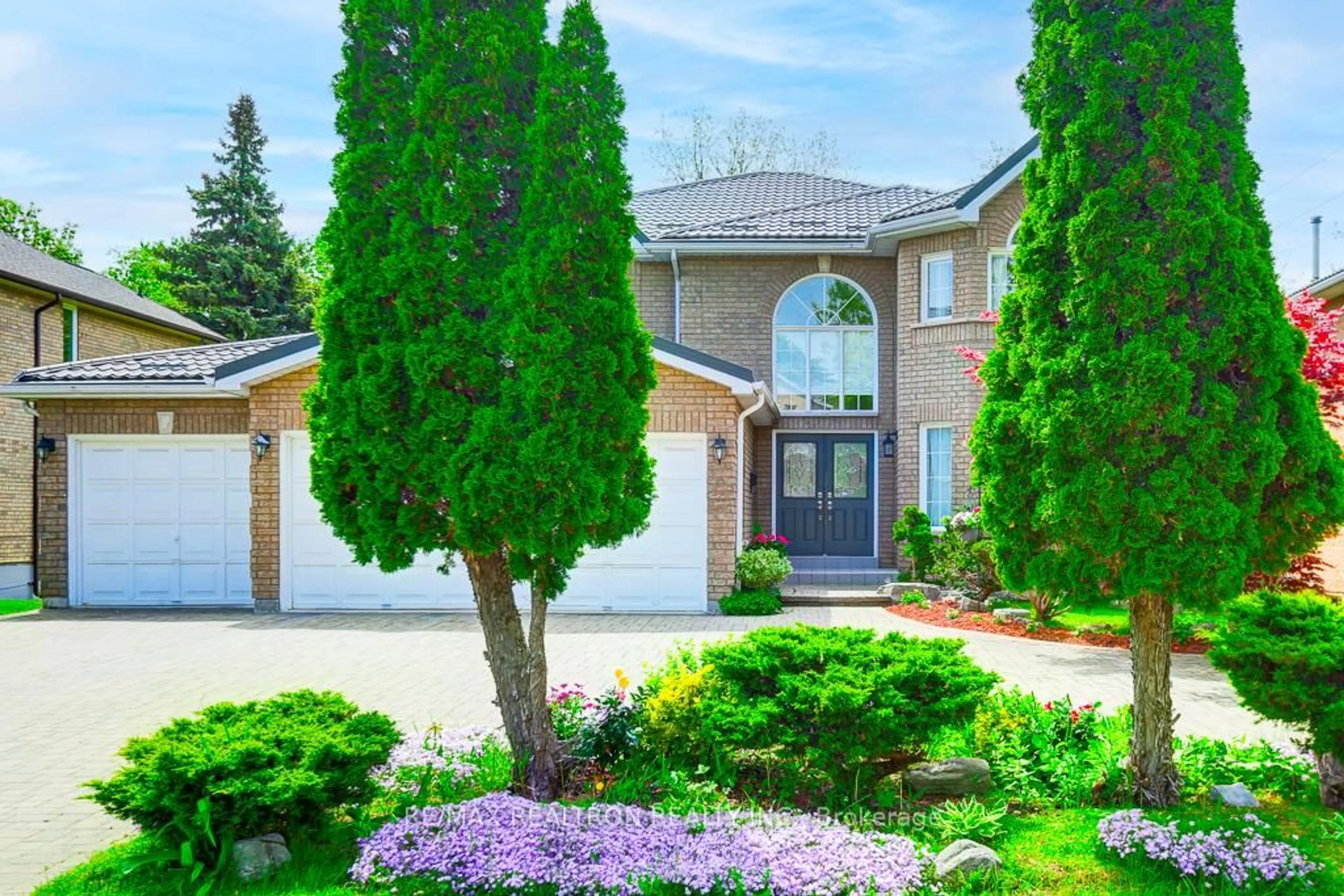 Home with brick exterior material, street for 23 White Ave, Toronto Ontario M1C 1P1