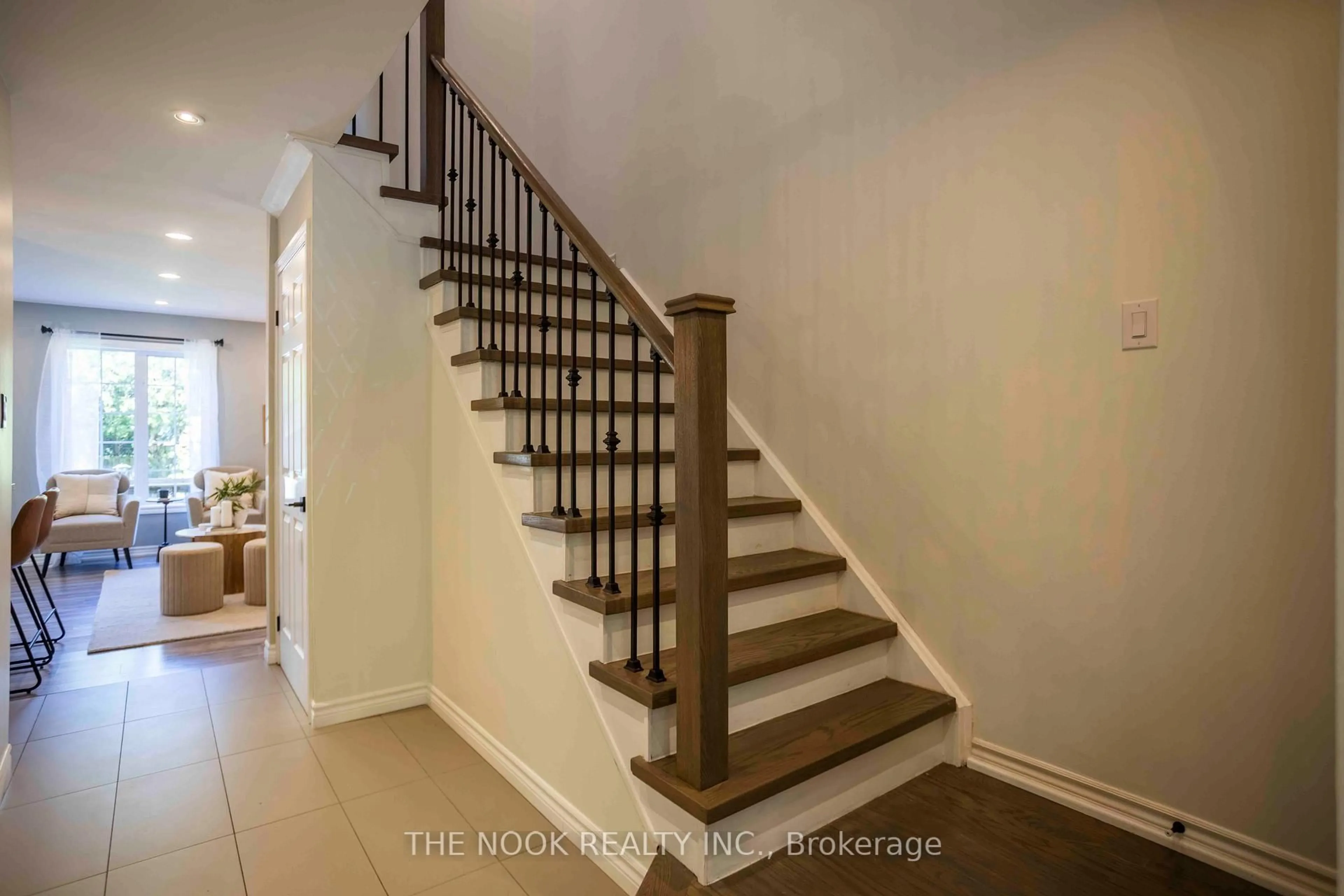 Stairs for 22 Threadgold Crt, Whitby Ontario L1P 1L9