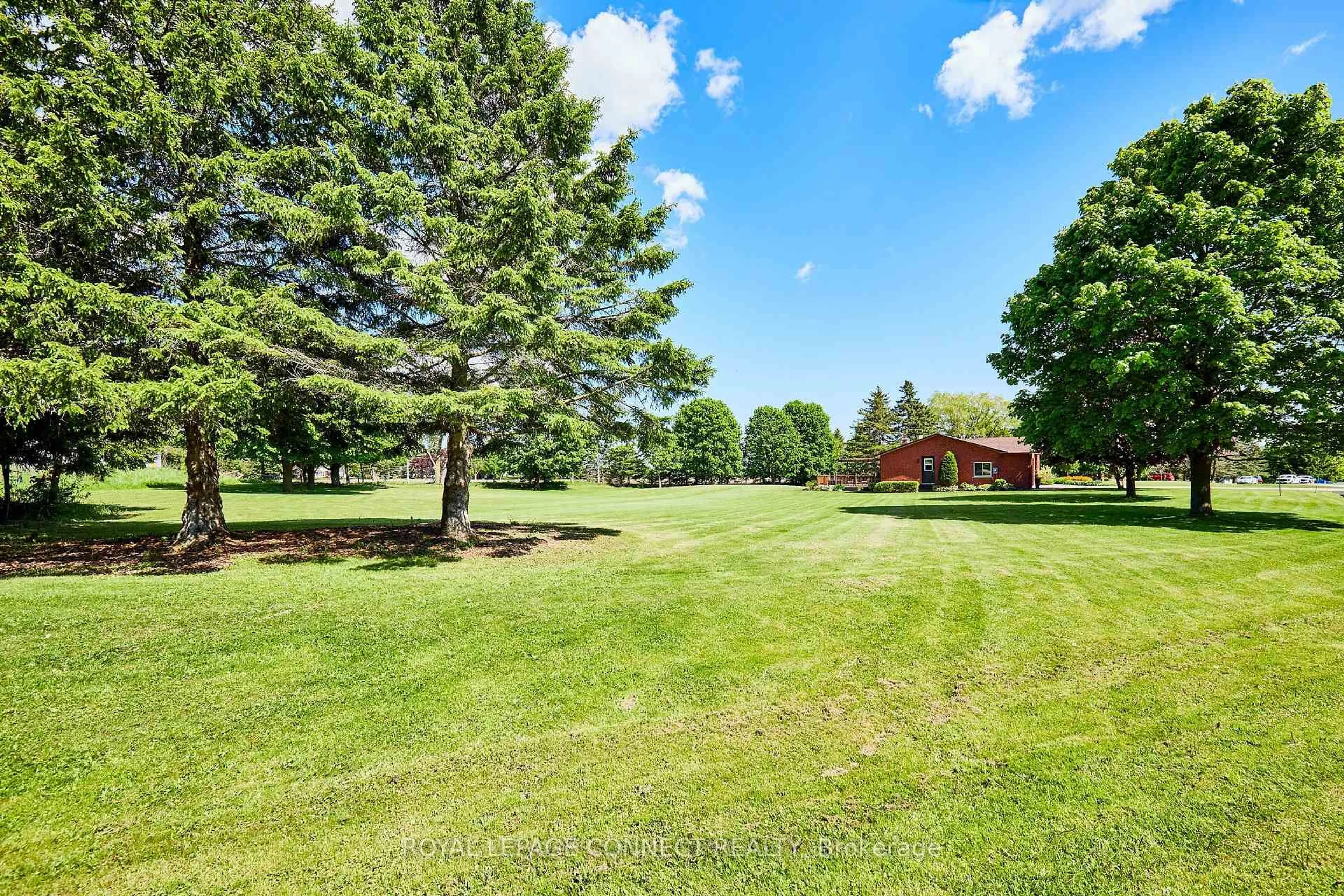 A pic from outside/outdoor area/front of a property/back of a property/a pic from drone, unknown for 74 Snow Ridge Crt, Oshawa Ontario L1H 0S5