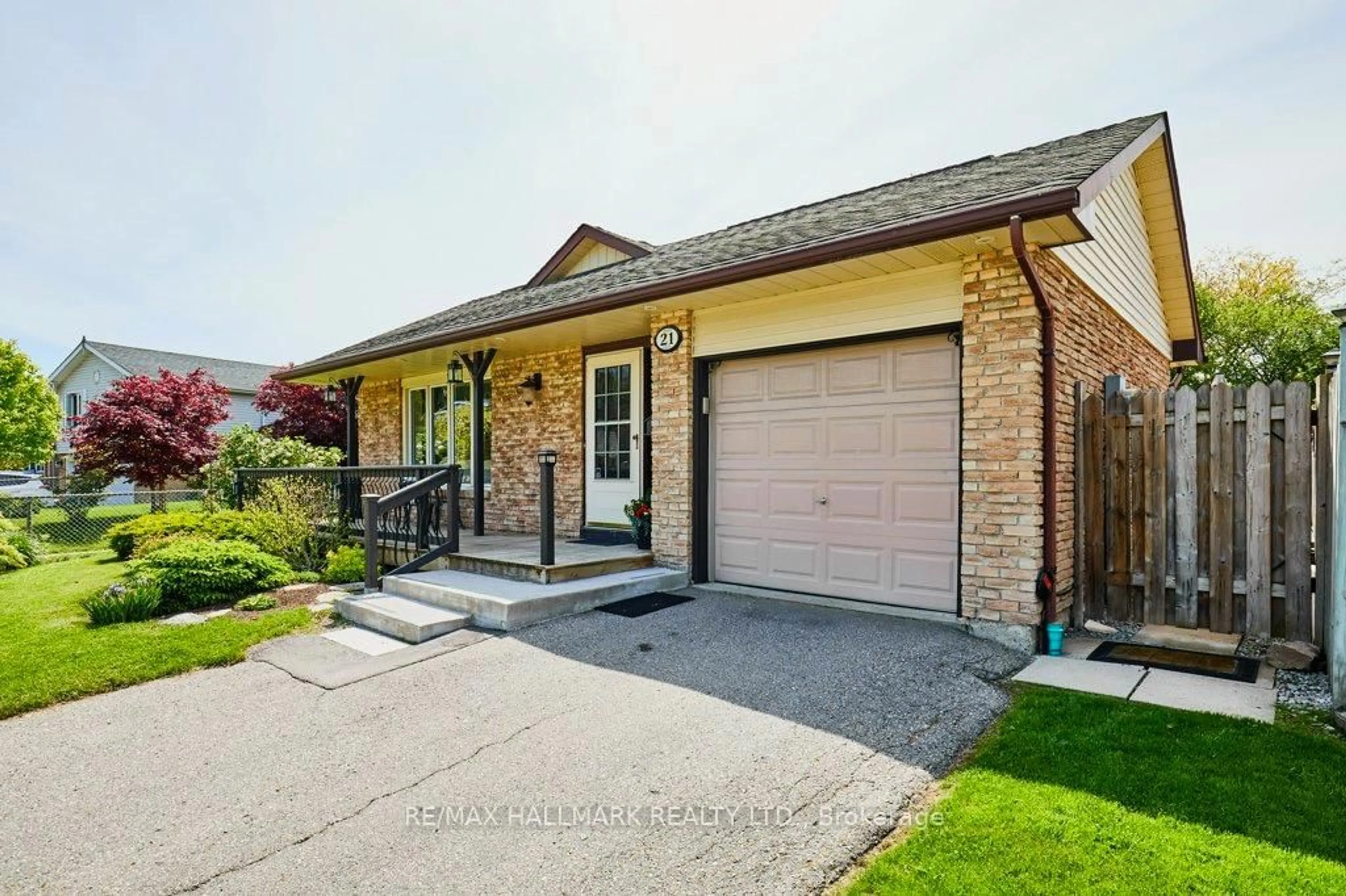 Home with brick exterior material, street for 21 Pilkington Cres, Whitby Ontario L1N 6E8