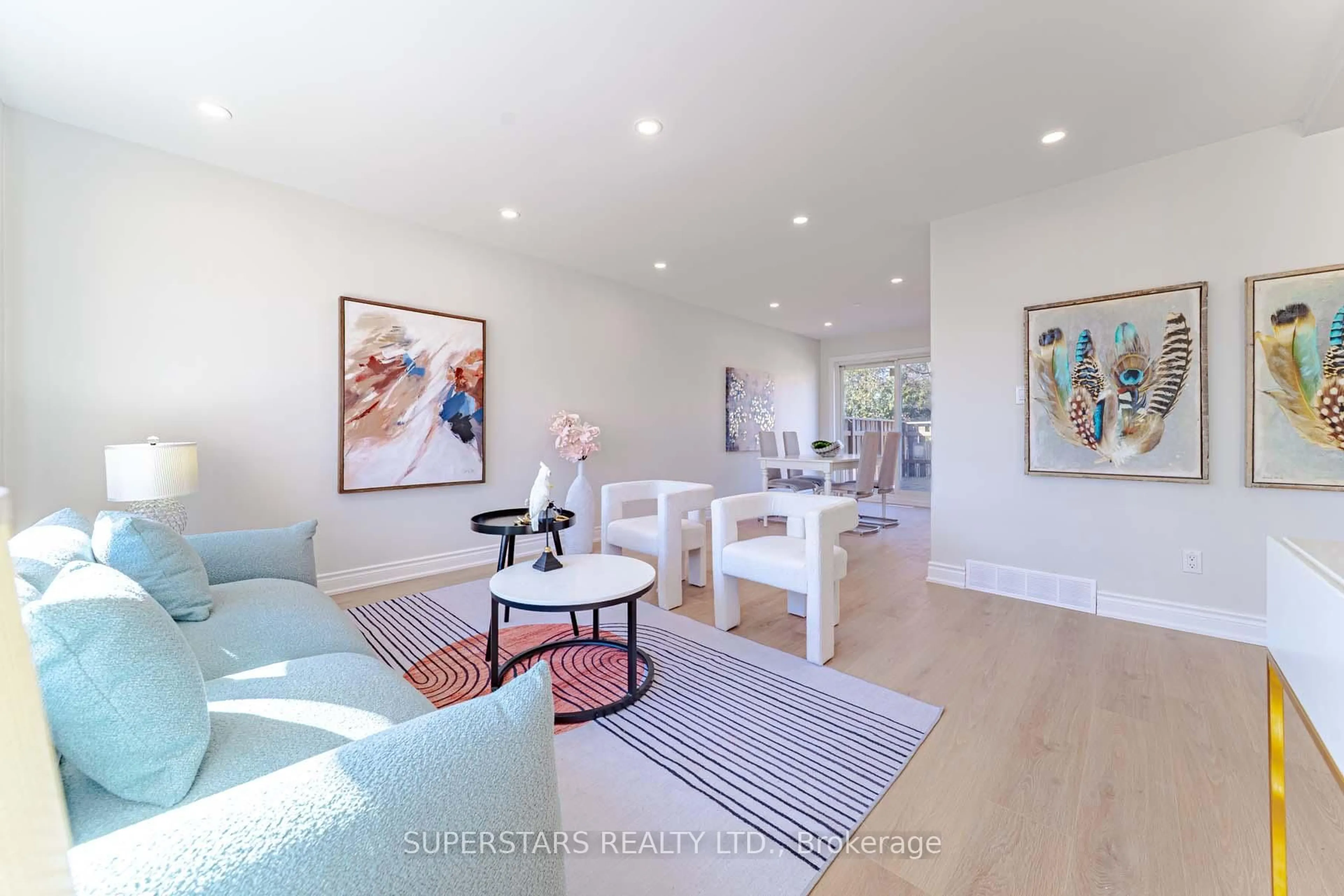 Living room with furniture, unknown for 474 Fernhill Blvd, Oshawa Ontario L1J 5J7