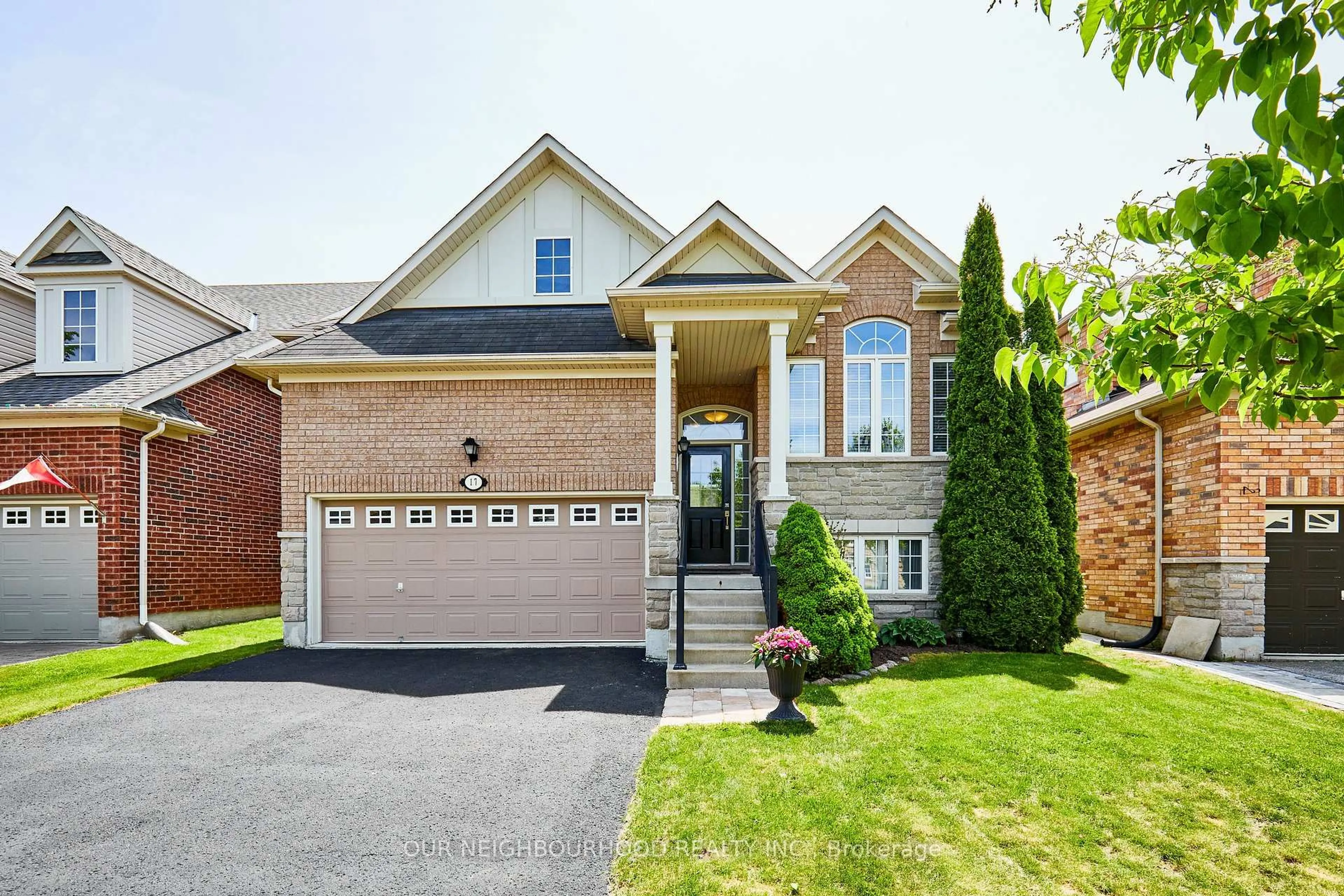 Home with brick exterior material, street for 17 Sleepy Hollow Pl, Whitby Ontario L1R 0E4