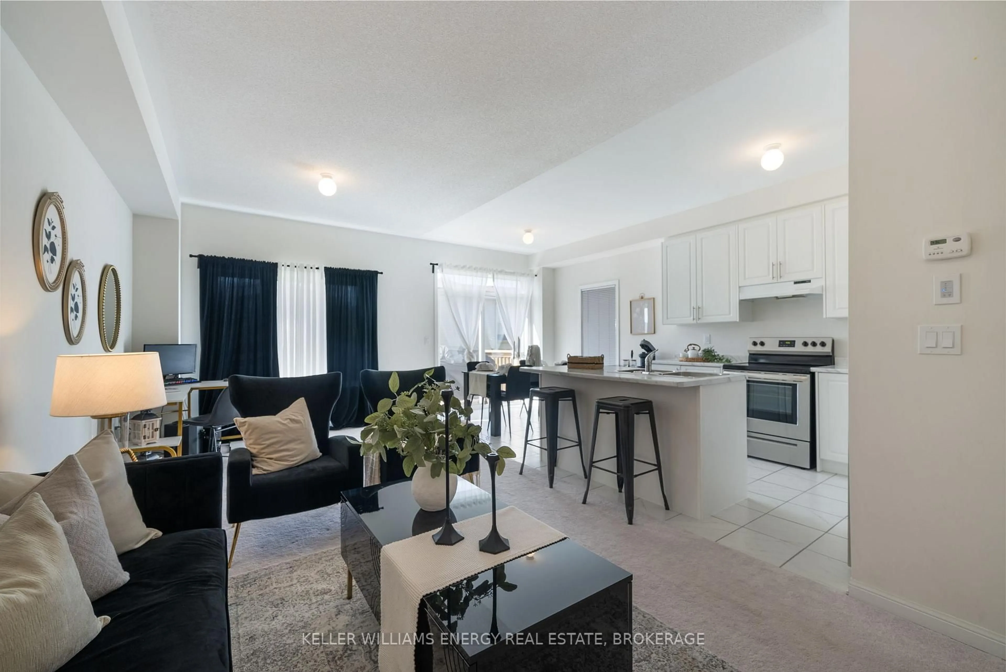 Open concept kitchen, unknown for 313 Windfields Farm Dr, Oshawa Ontario L1L 0M2
