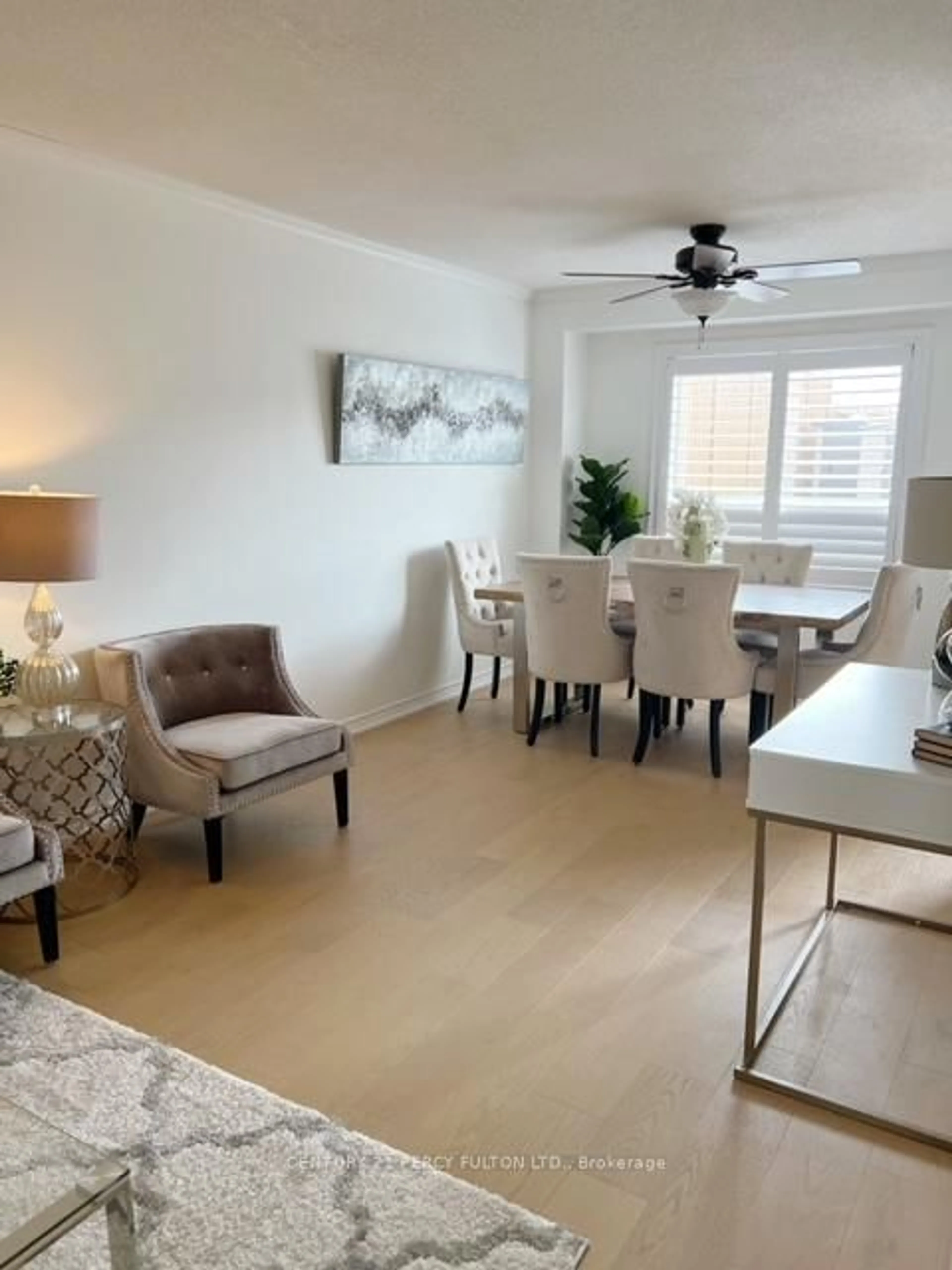 Living room with furniture, unknown for 14 Greenfield Cres, Whitby Ontario L1N 7G3