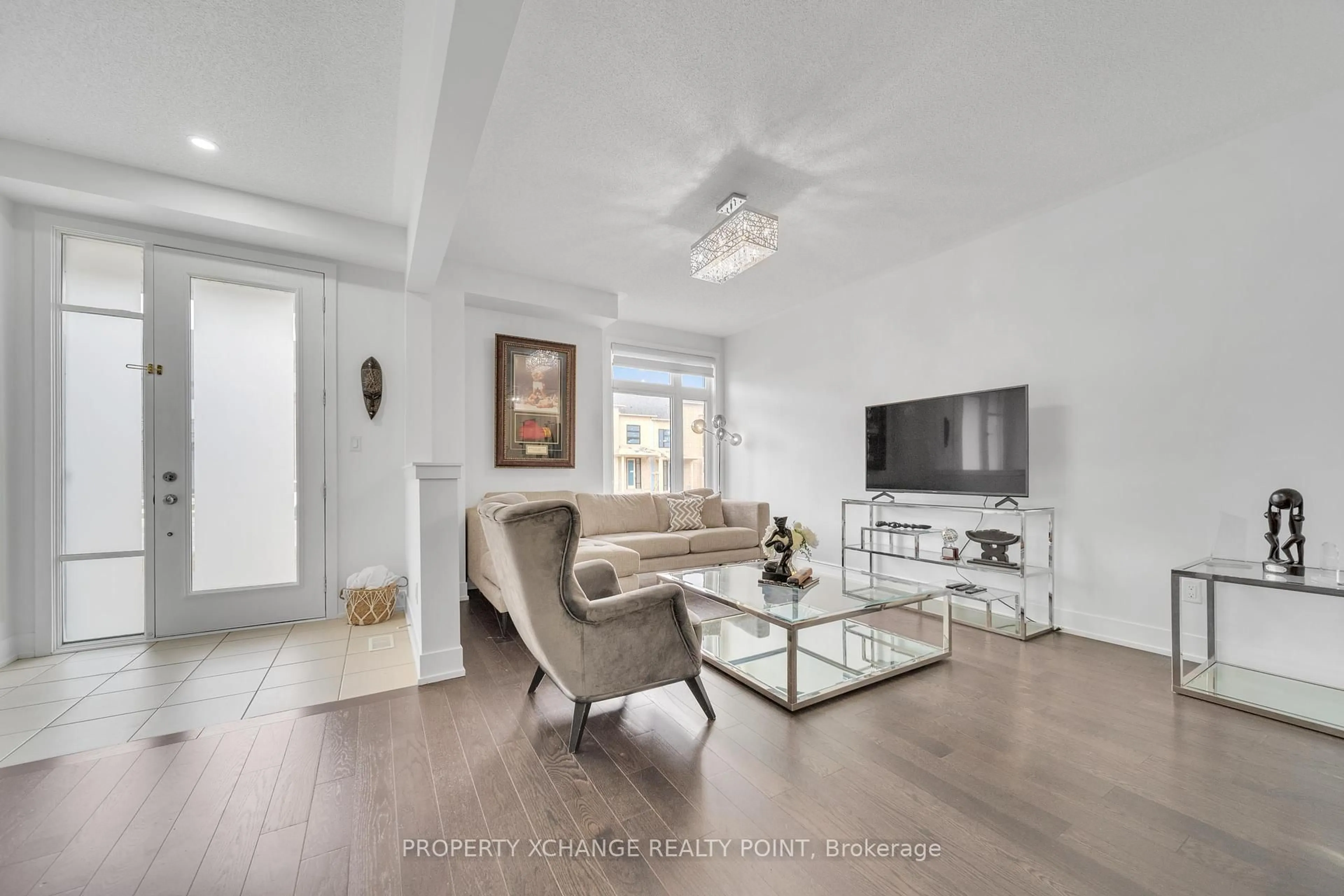 Living room with furniture, unknown for 202 Coronation Rd, Whitby Ontario L1P 0H7
