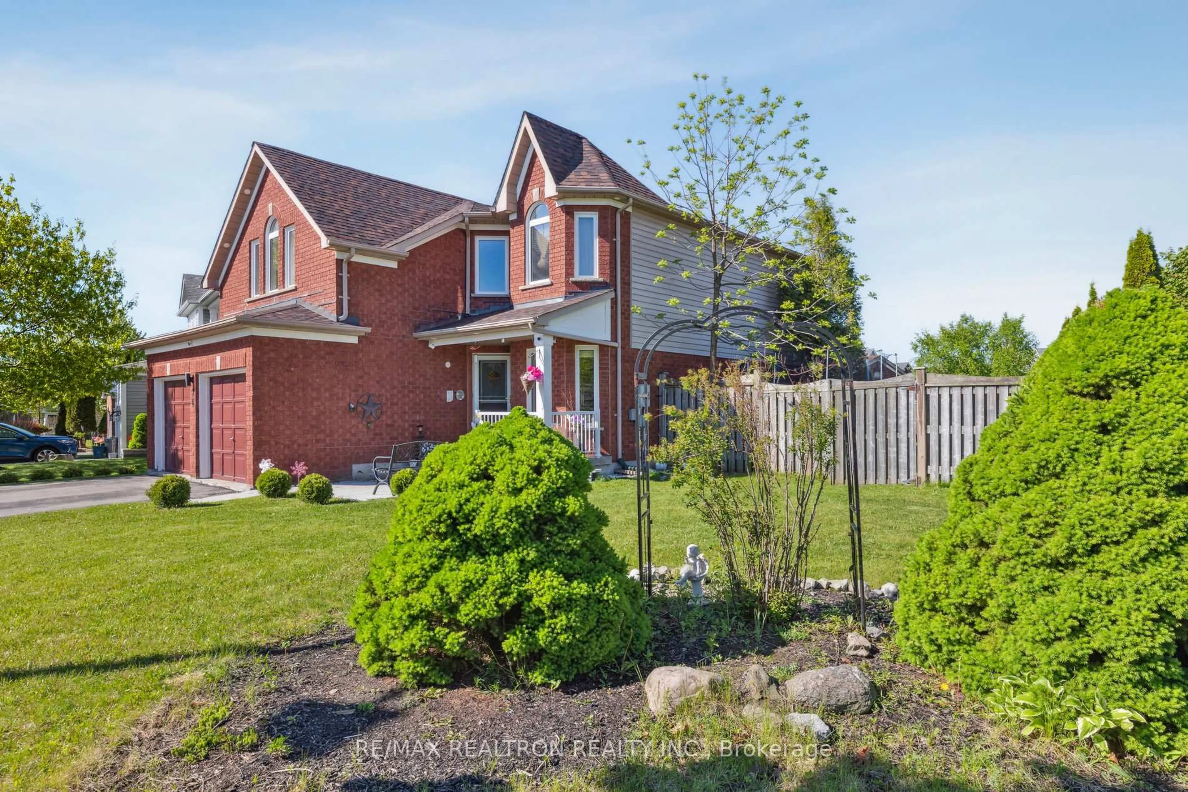 Home with brick exterior material, street for 70 Padfield Dr, Clarington Ontario L1C 5E7
