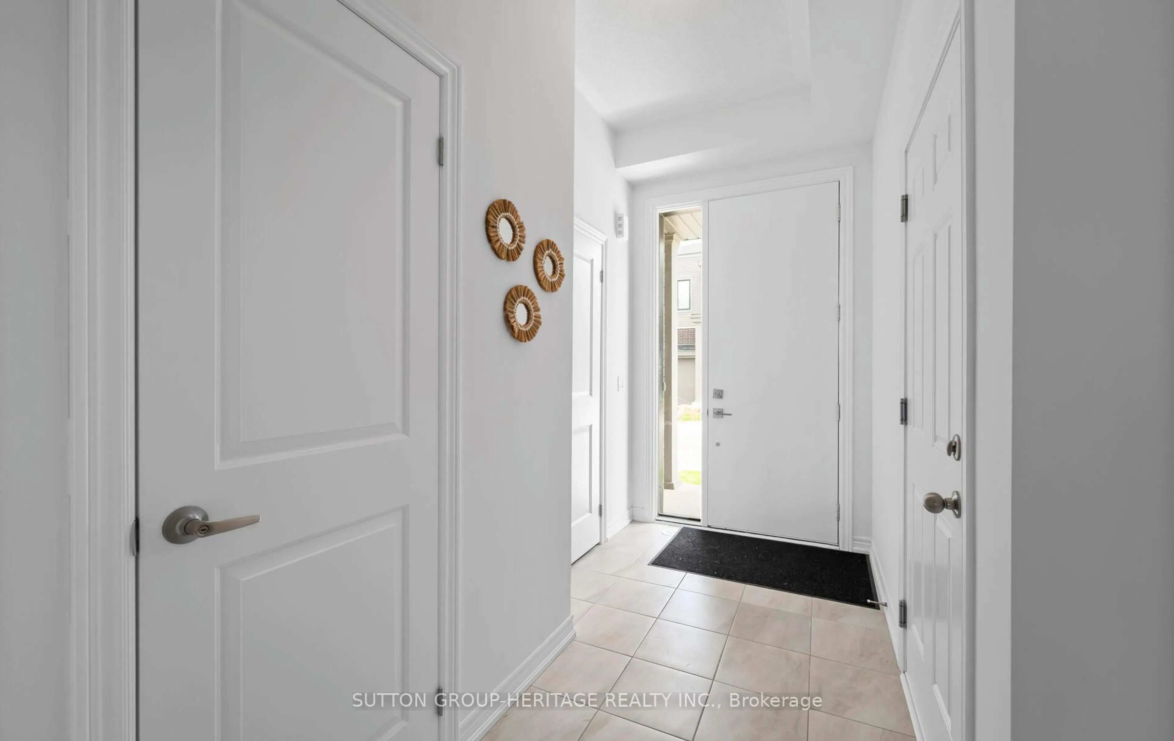 Indoor entryway for 16 Sorbara Way, Whitby Ontario L1M 2L1