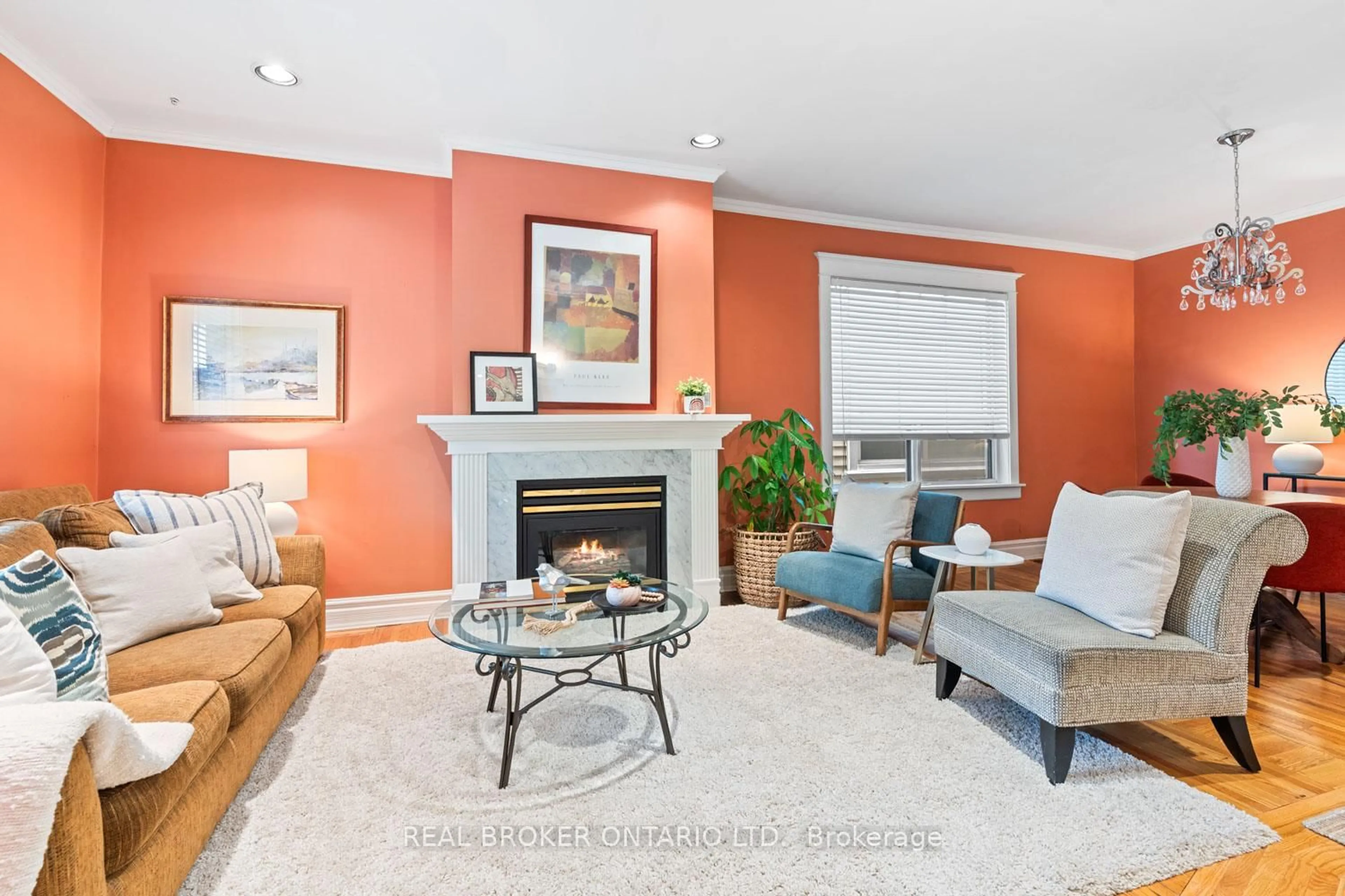 Living room with furniture, unknown for 23 Muriel Ave, Toronto Ontario M4J 2X8