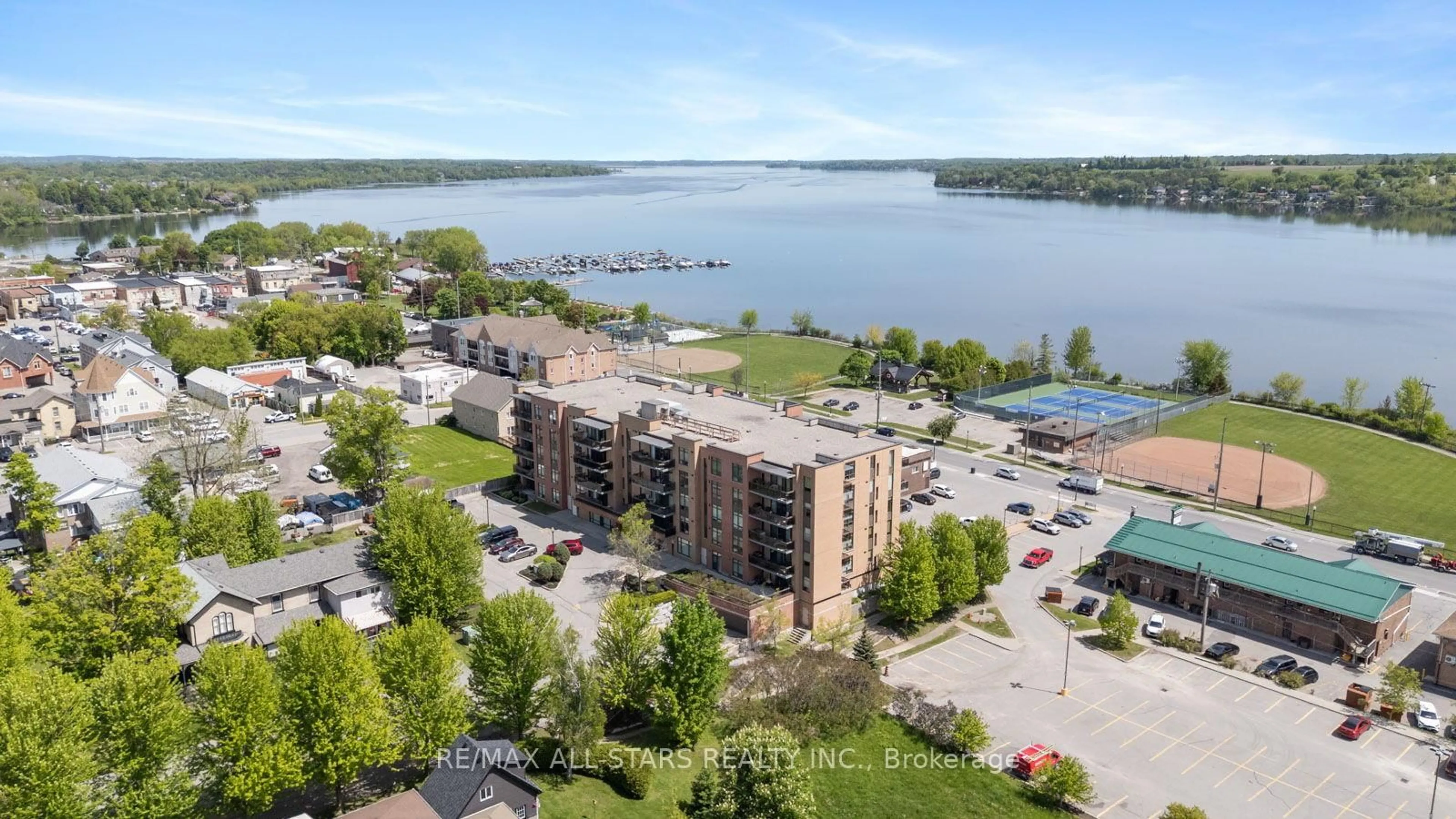 A pic from outside/outdoor area/front of a property/back of a property/a pic from drone, water/lake/river/ocean view for 171 Shanly St #408, Scugog Ontario L9L 0A3
