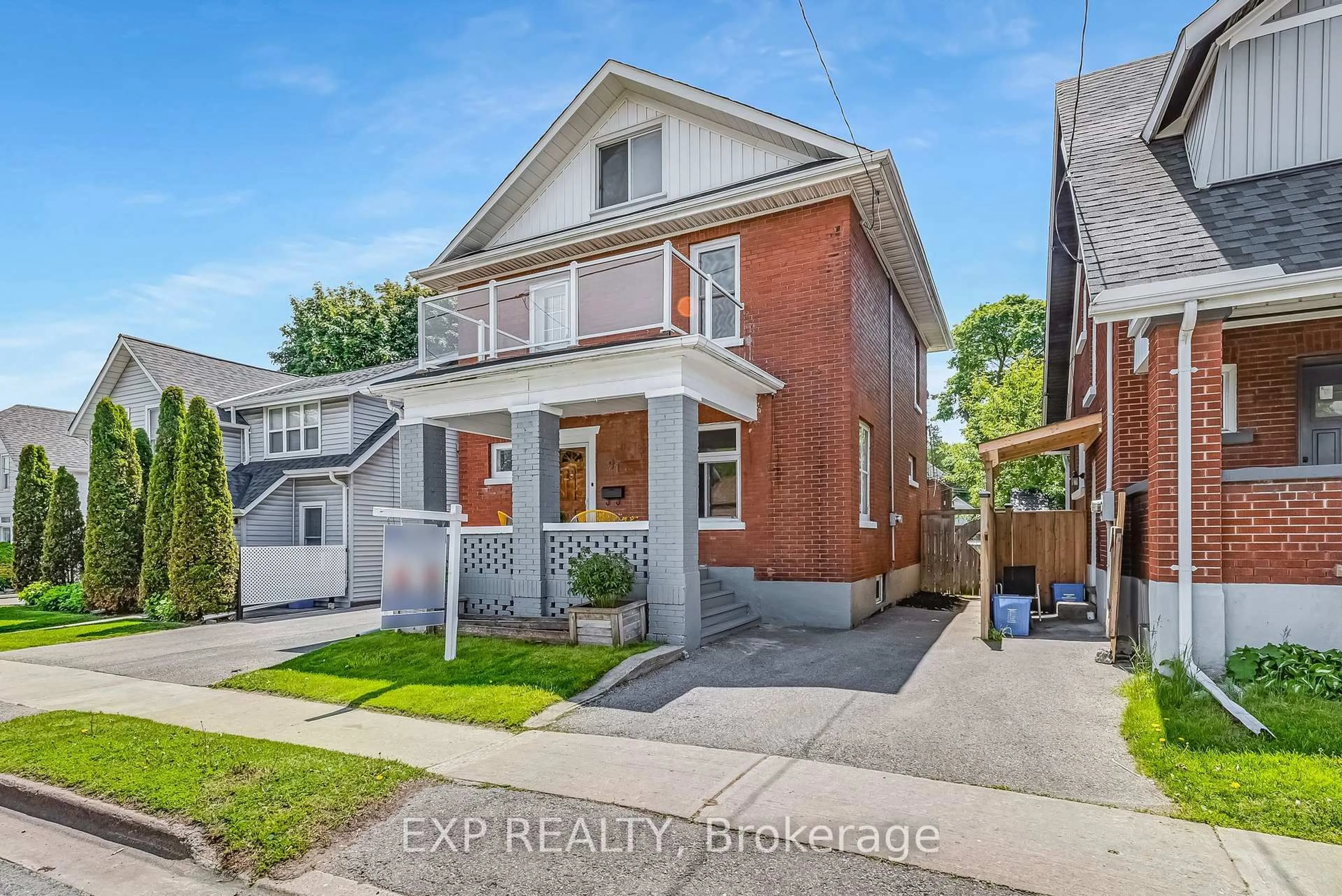 Home with brick exterior material, street for 91 Adelaide Ave, Oshawa Ontario L1G 1Z2