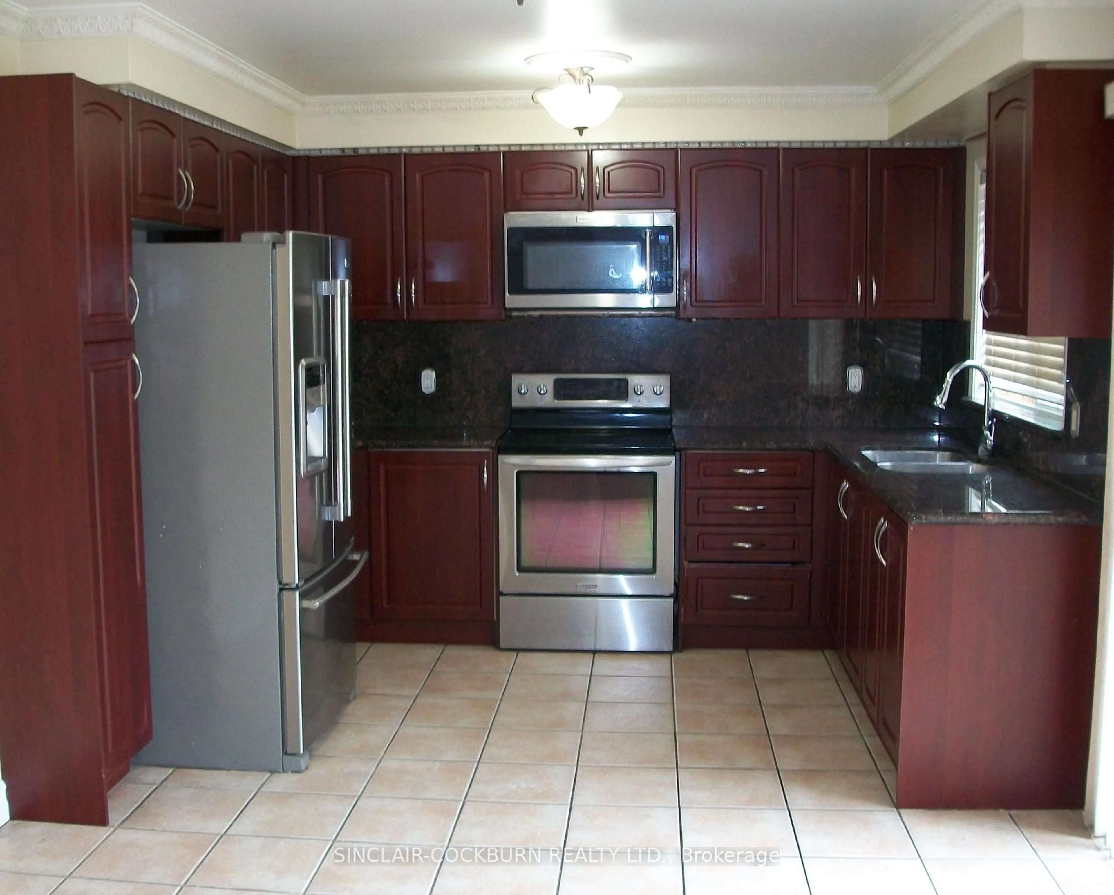 Standard kitchen, ceramic/tile floor for 13 Knotwood Cres, Toronto Ontario M1X 1V6