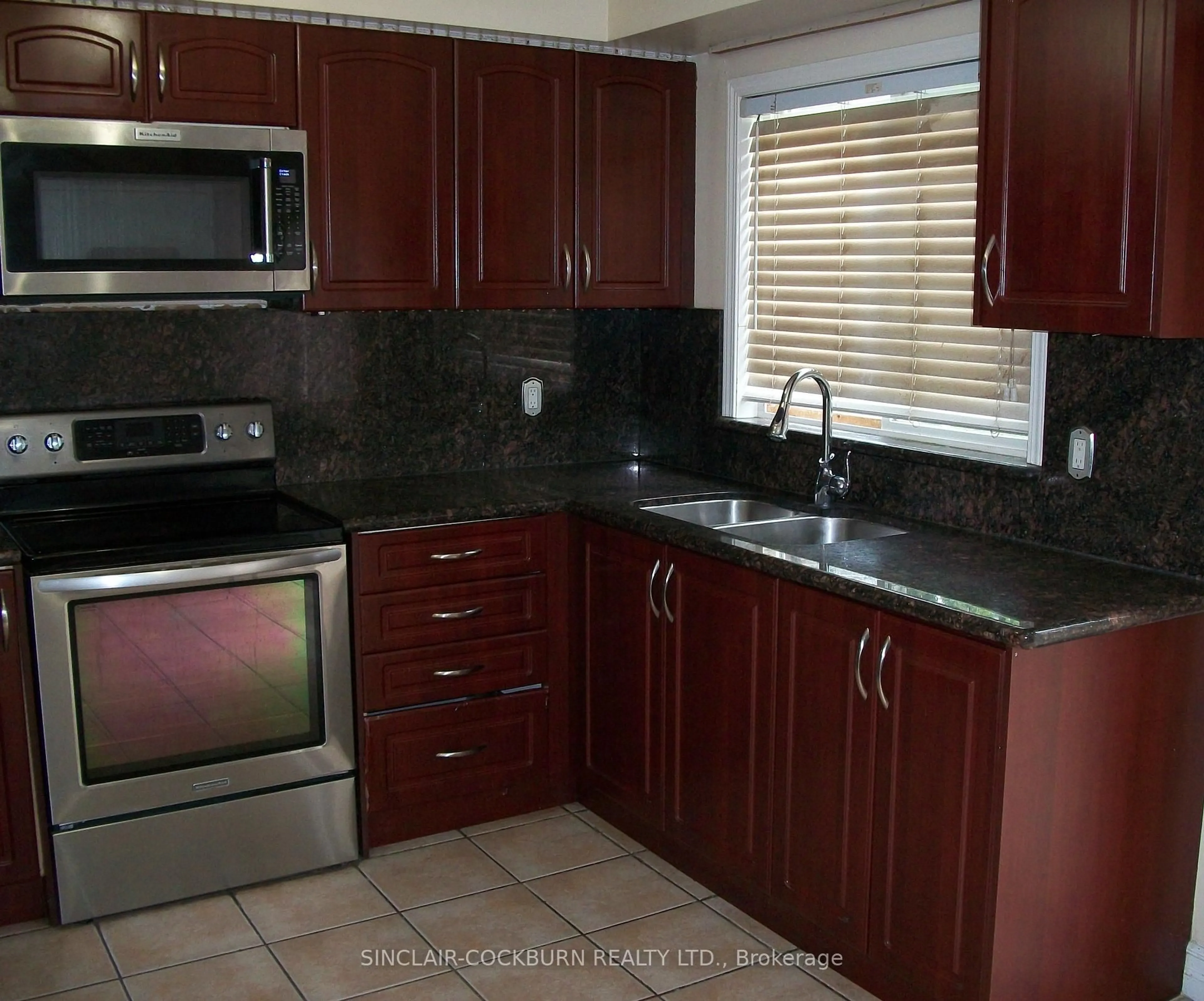 Standard kitchen, ceramic/tile floor for 13 Knotwood Cres, Toronto Ontario M1X 1V6