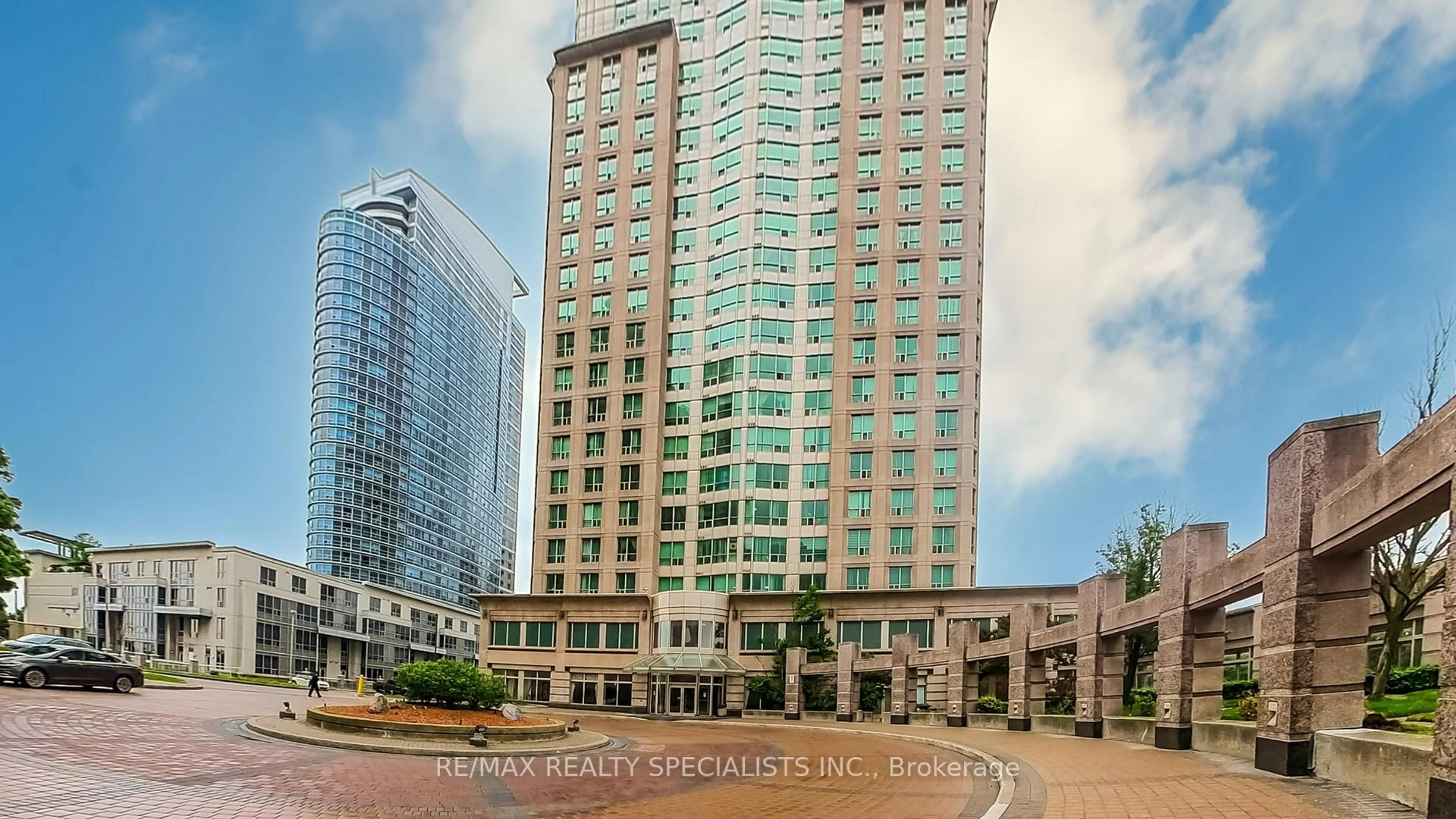 Unknown for 8 LEE CENTRE Dr #1812, Toronto Ontario M1H 3H8