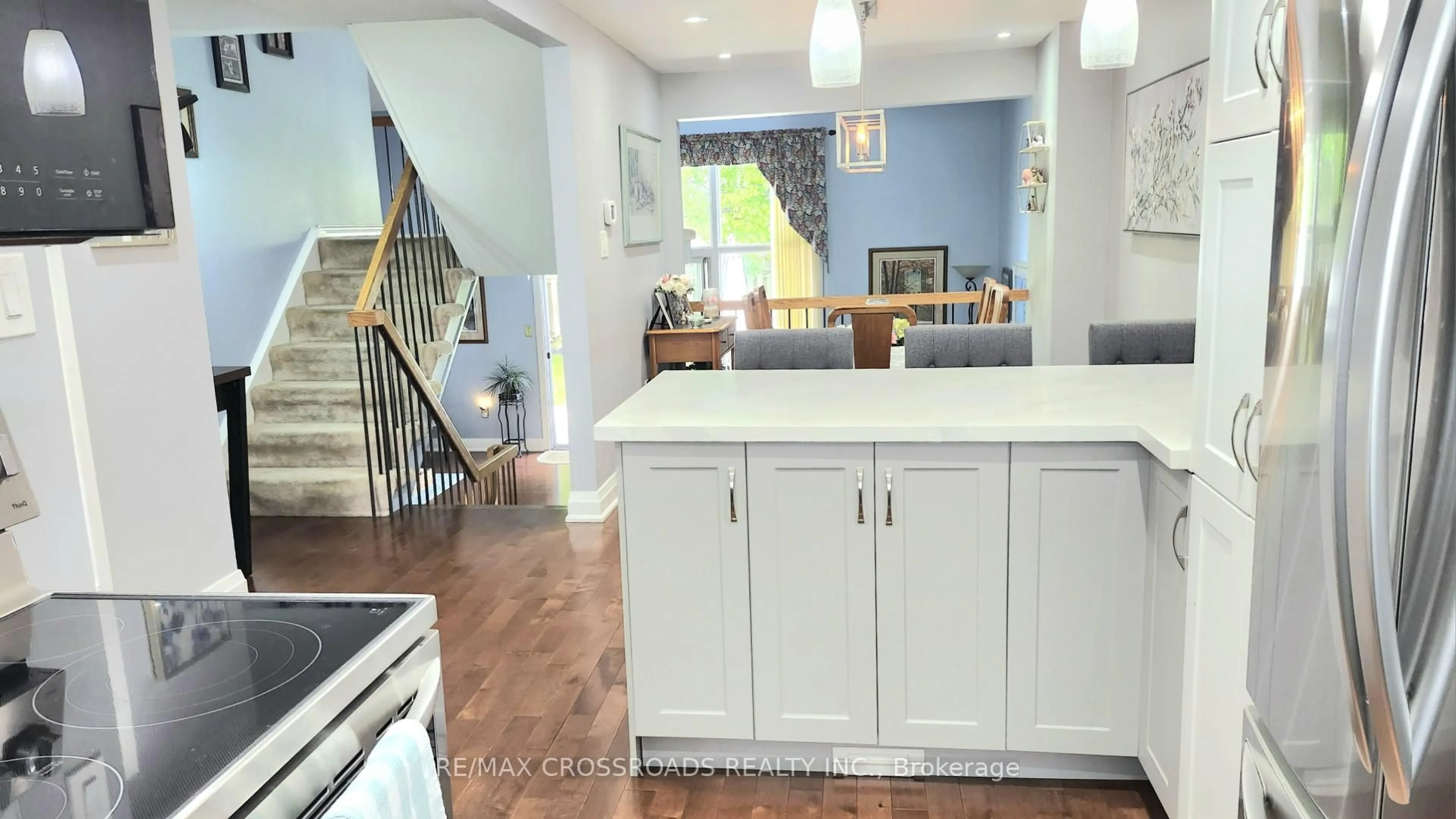 Open concept kitchen, unknown for 1932 Malden Cres, Pickering Ontario L1V 3G5