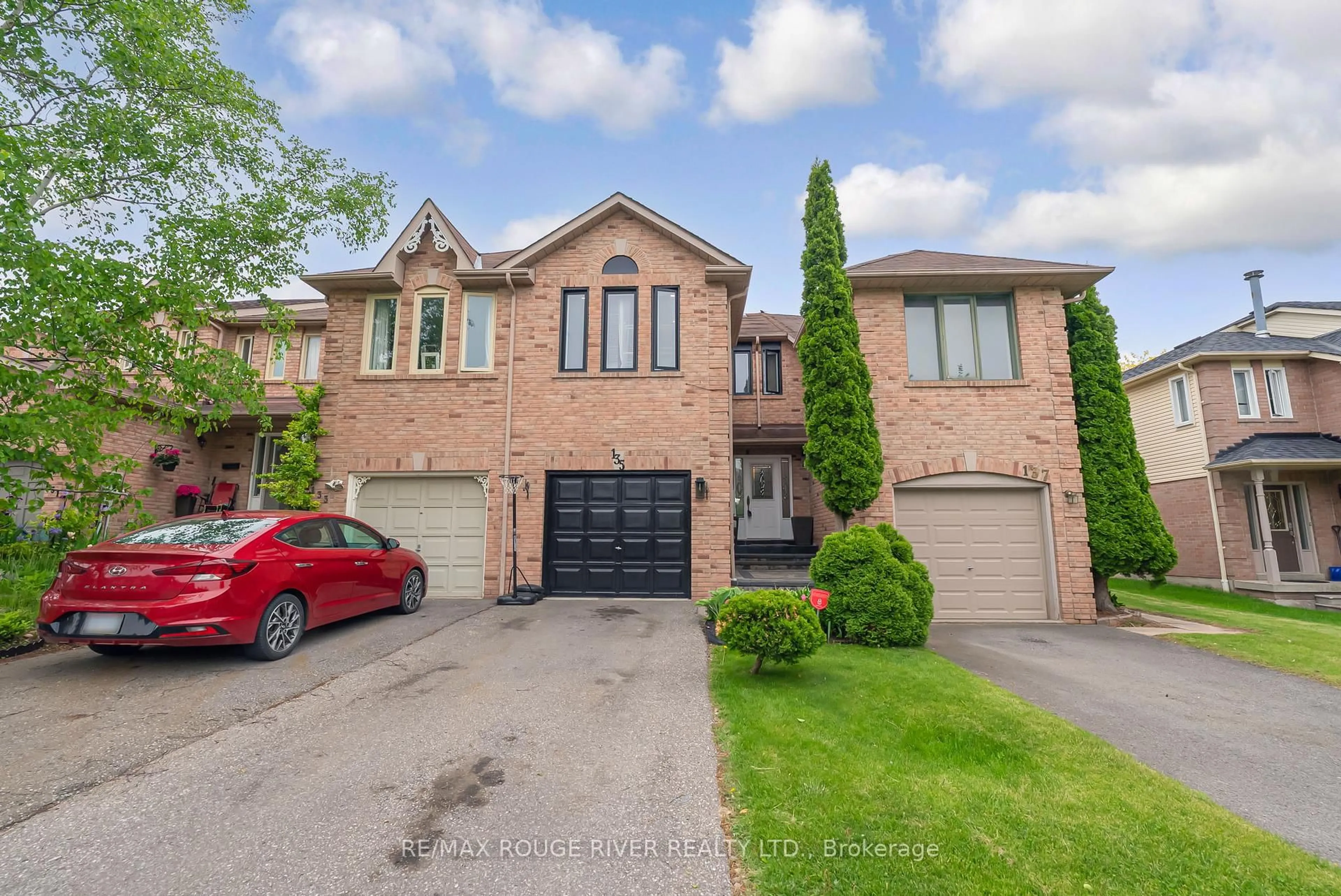 Home with brick exterior material, street for 135 Timber Mill Ave, Whitby Ontario L1R 2H3