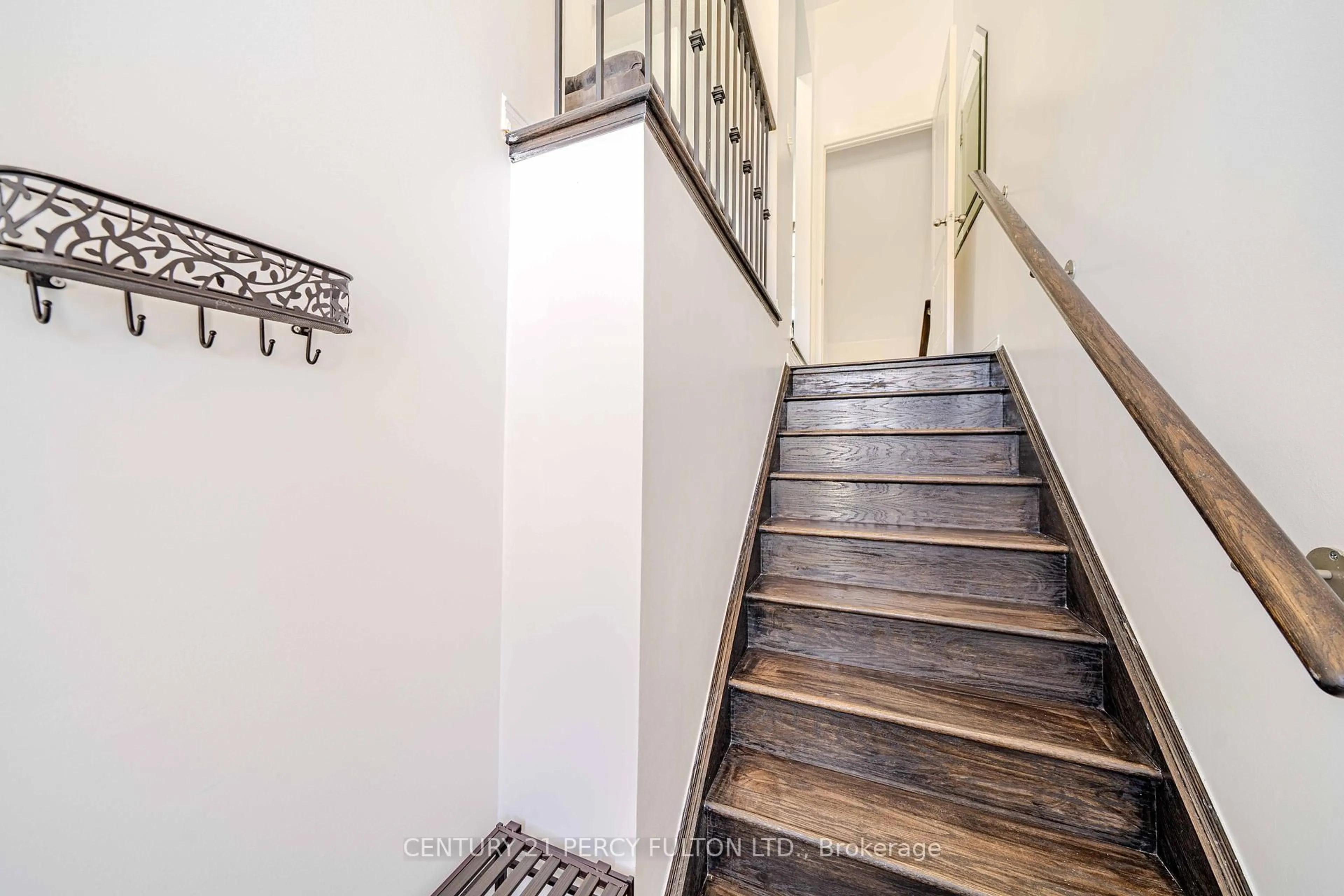 Stairs for 22 Burtonbury Lane #11, Ajax Ontario L1Z 0C9