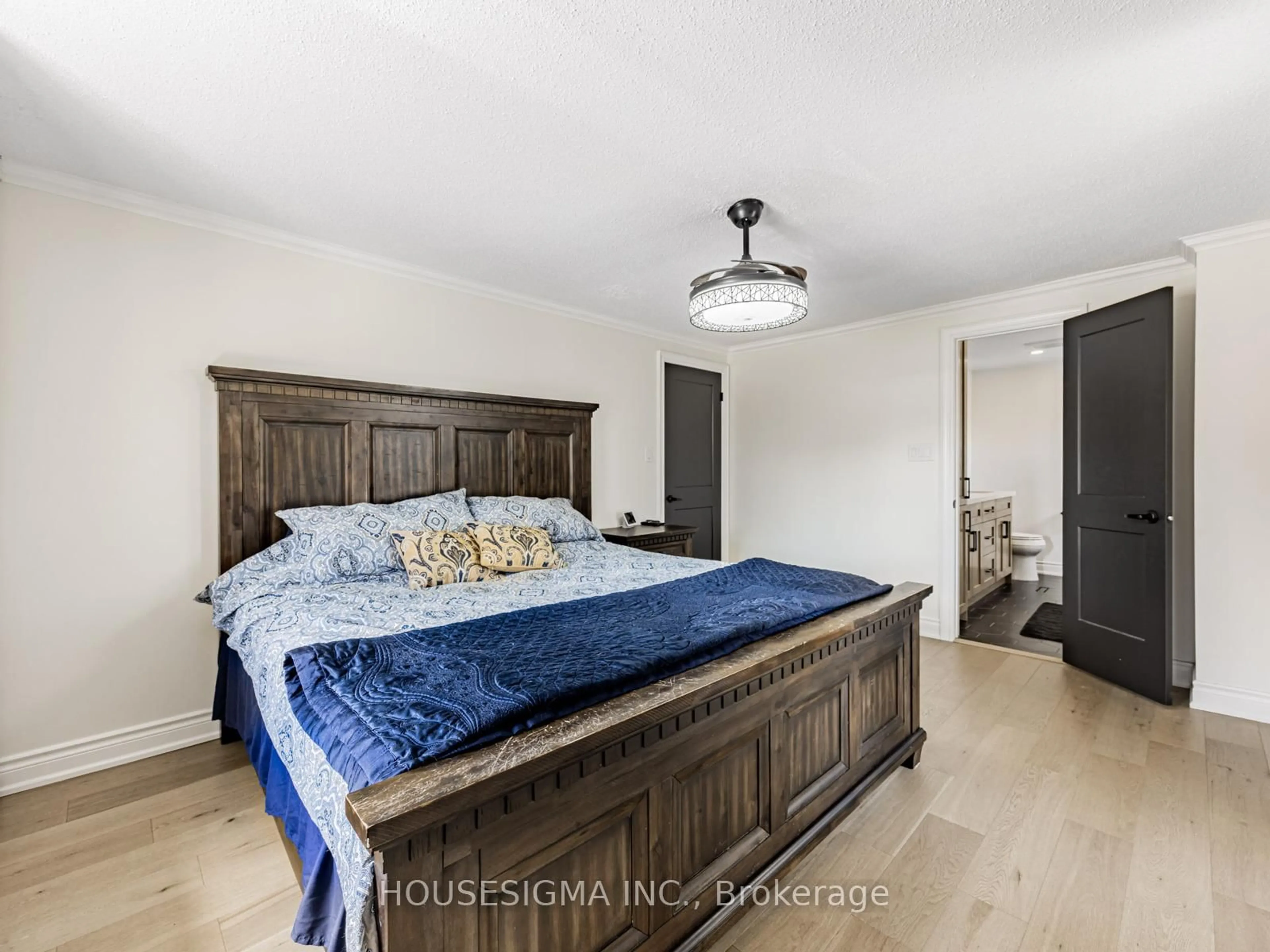 Bedroom with bed, wood/laminate floor for 10 Whitney Crt, Whitby Ontario L1P 1C6