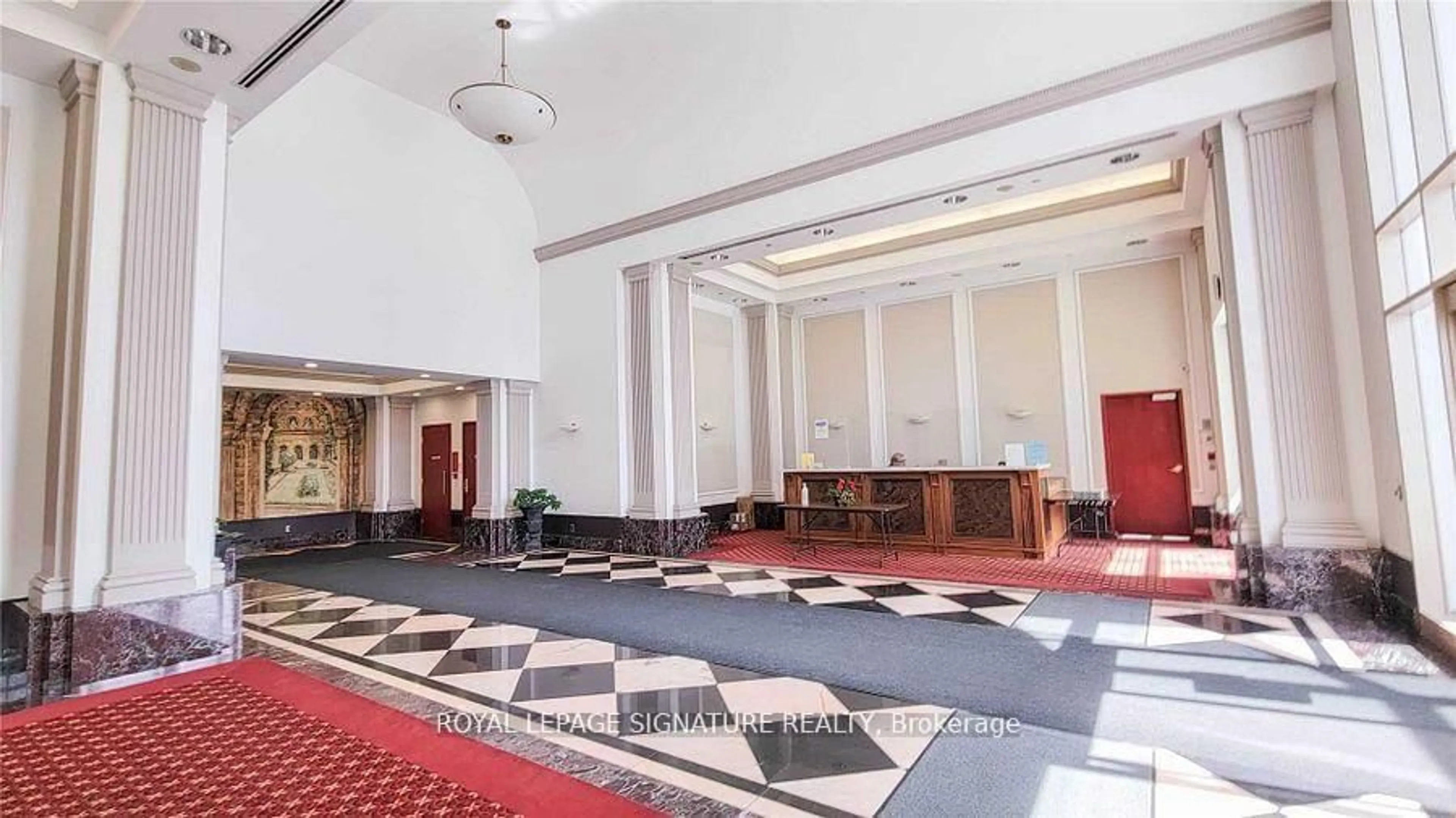 Lobby for 11 Lee Centre Dr #1011, Toronto Ontario M1H 3J5