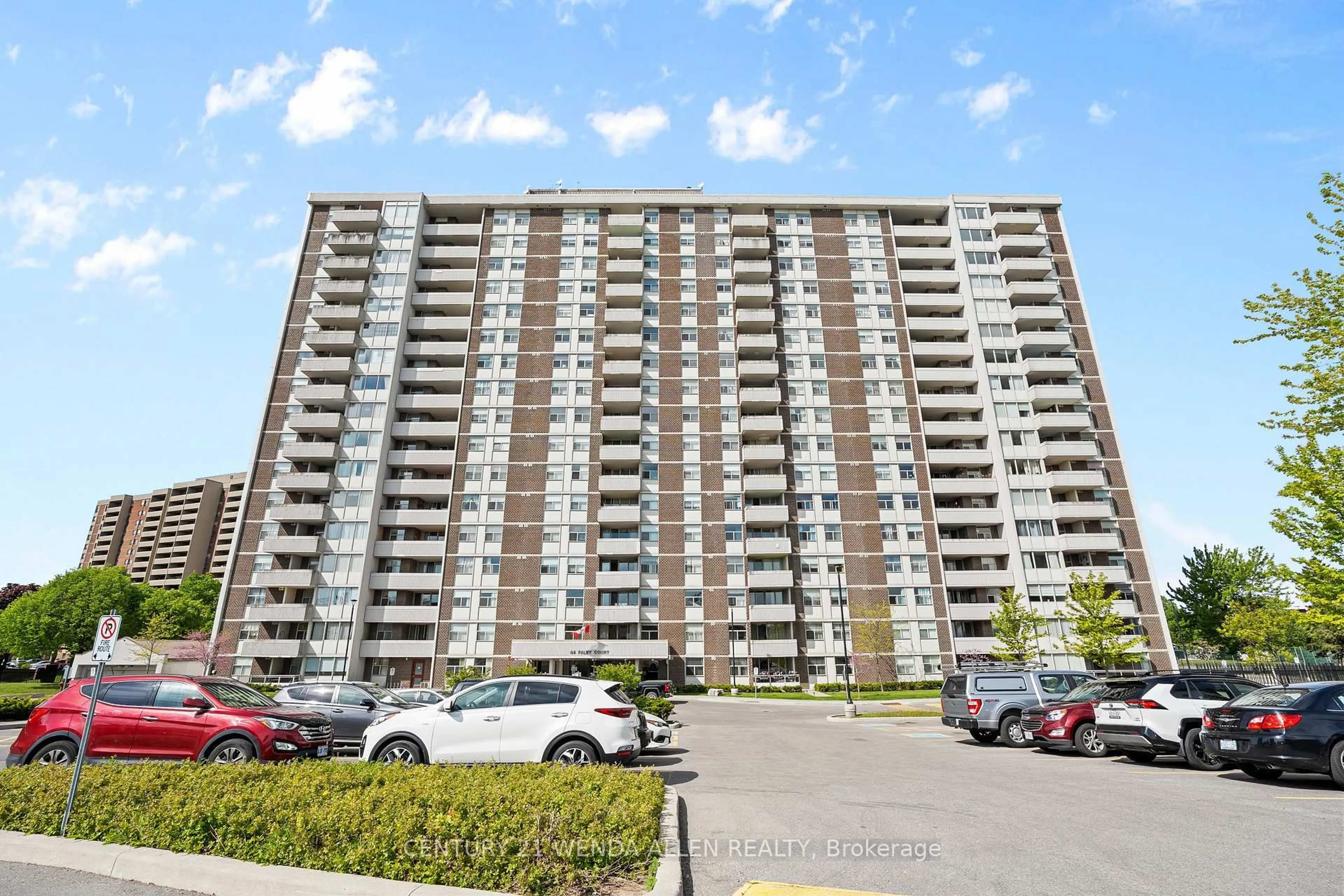 Patio, unknown for 44 Falby Crt #306, Ajax Ontario L1S 3L1