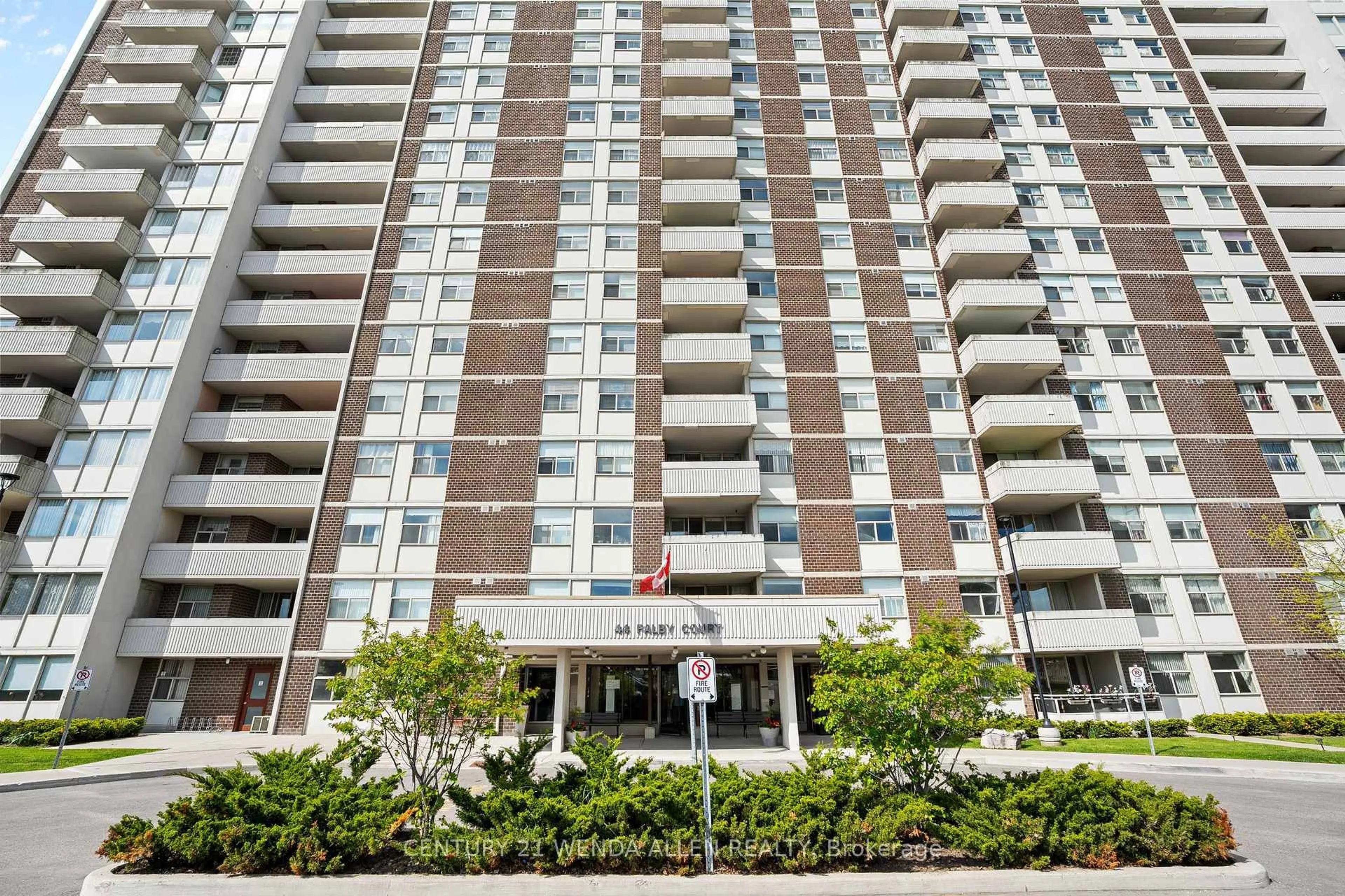 Unknown for 44 Falby Crt #306, Ajax Ontario L1S 3L1