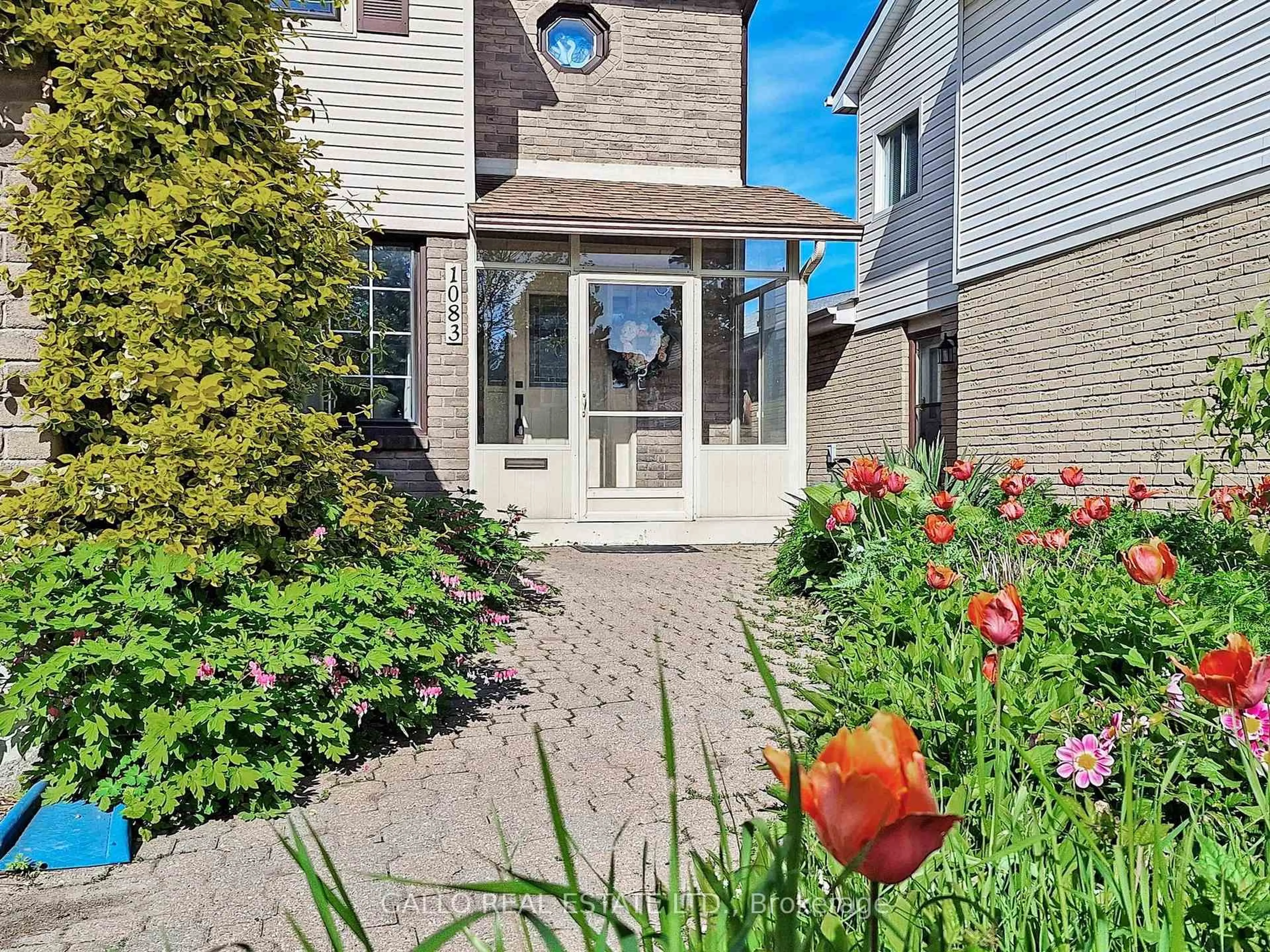 Home with brick exterior material, street for 1083 Moorelands Cres, Pickering Ontario L1W 3K3