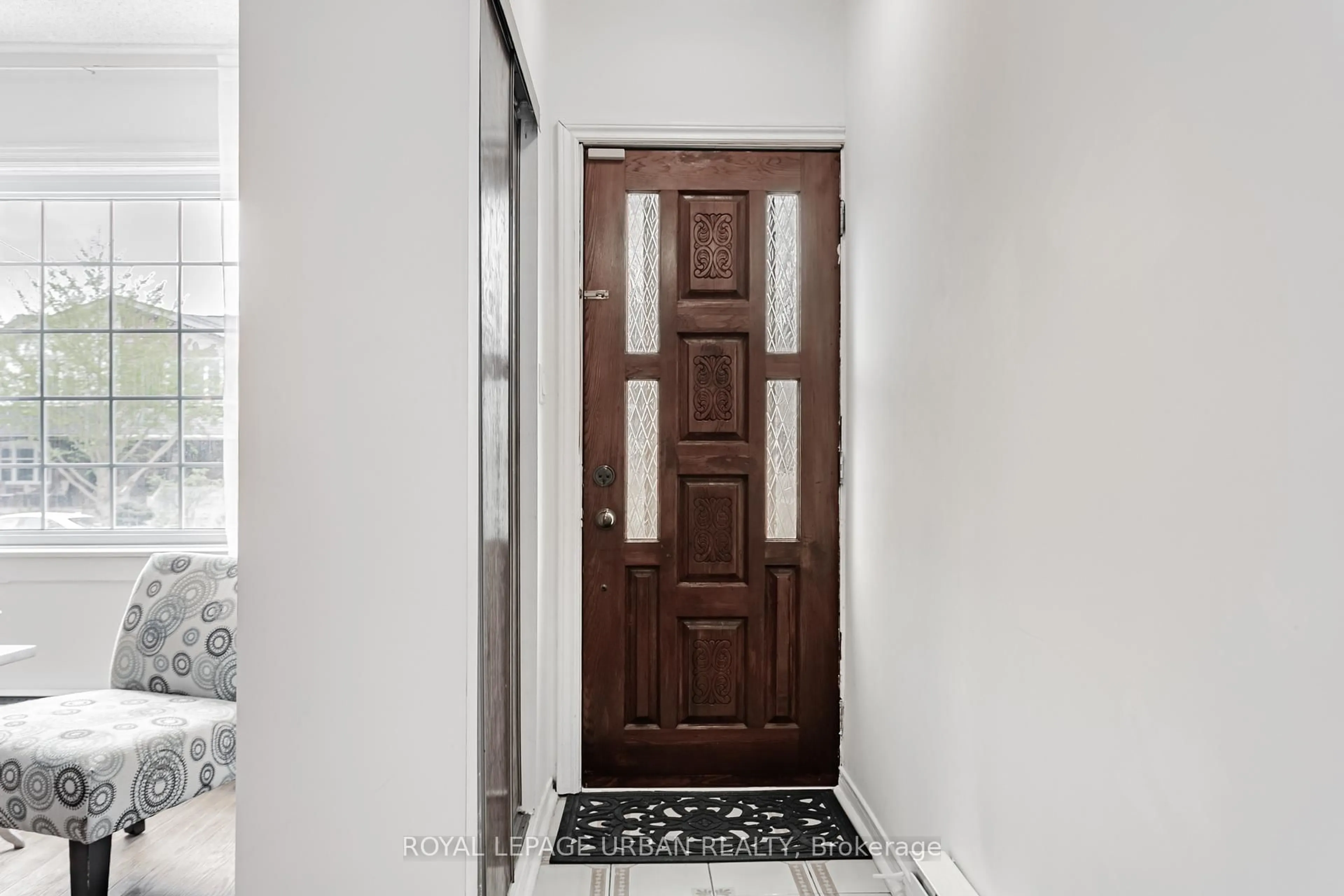 Indoor entryway for 144 Aldwych Ave, Toronto Ontario M4J 1X6