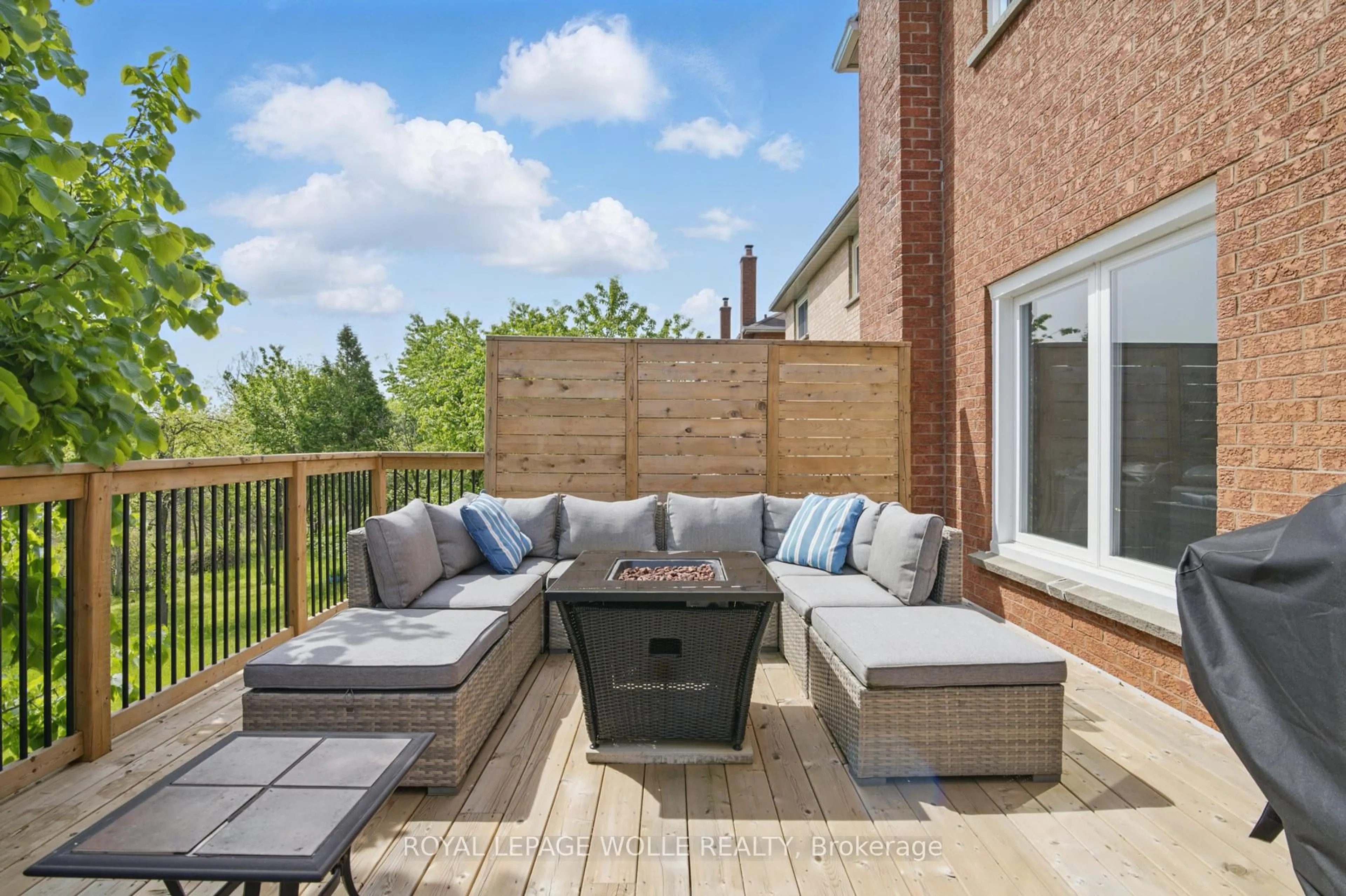 Patio, unknown for 85 Gennela Sq, Toronto Ontario M1B 5M7
