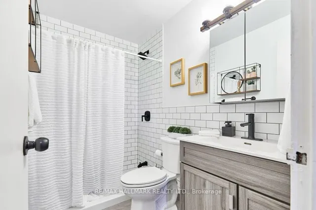 Primary image of 800 Kennedy Rd Unit 401