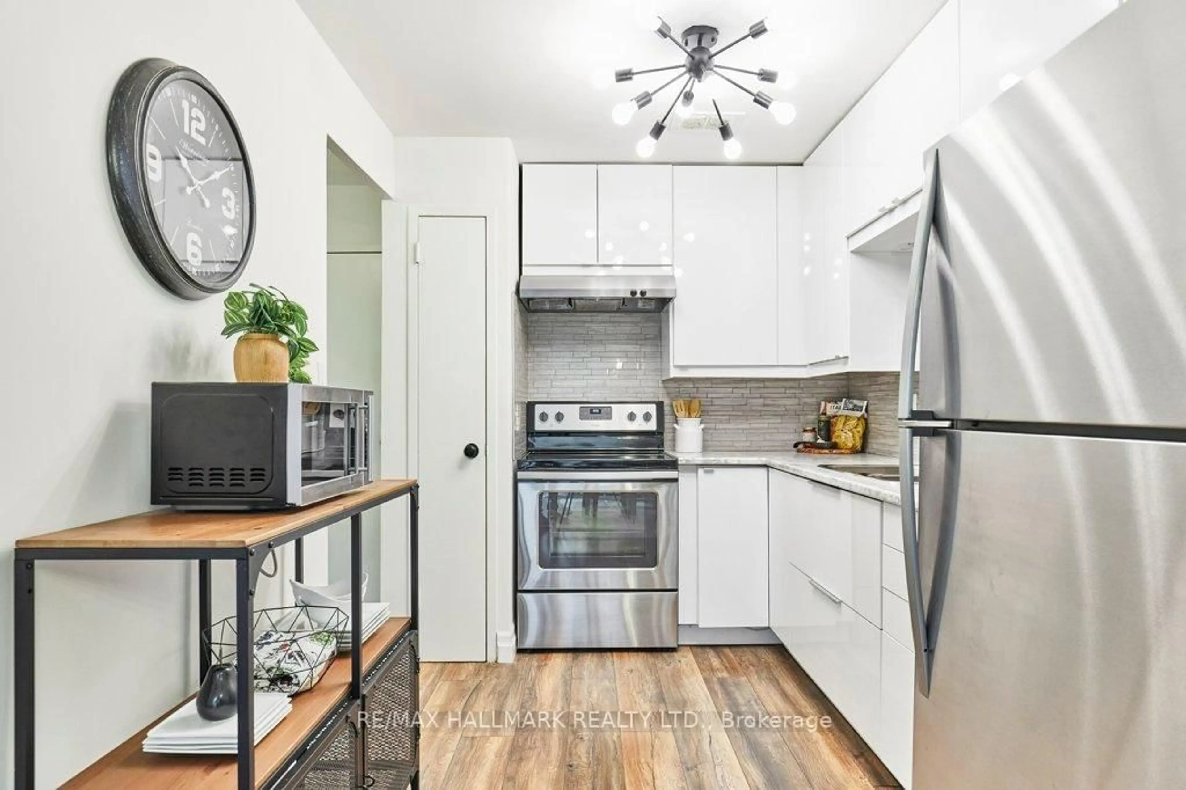 Open concept kitchen, unknown for 800 Kennedy Rd #401, Toronto Ontario M1K 2C8