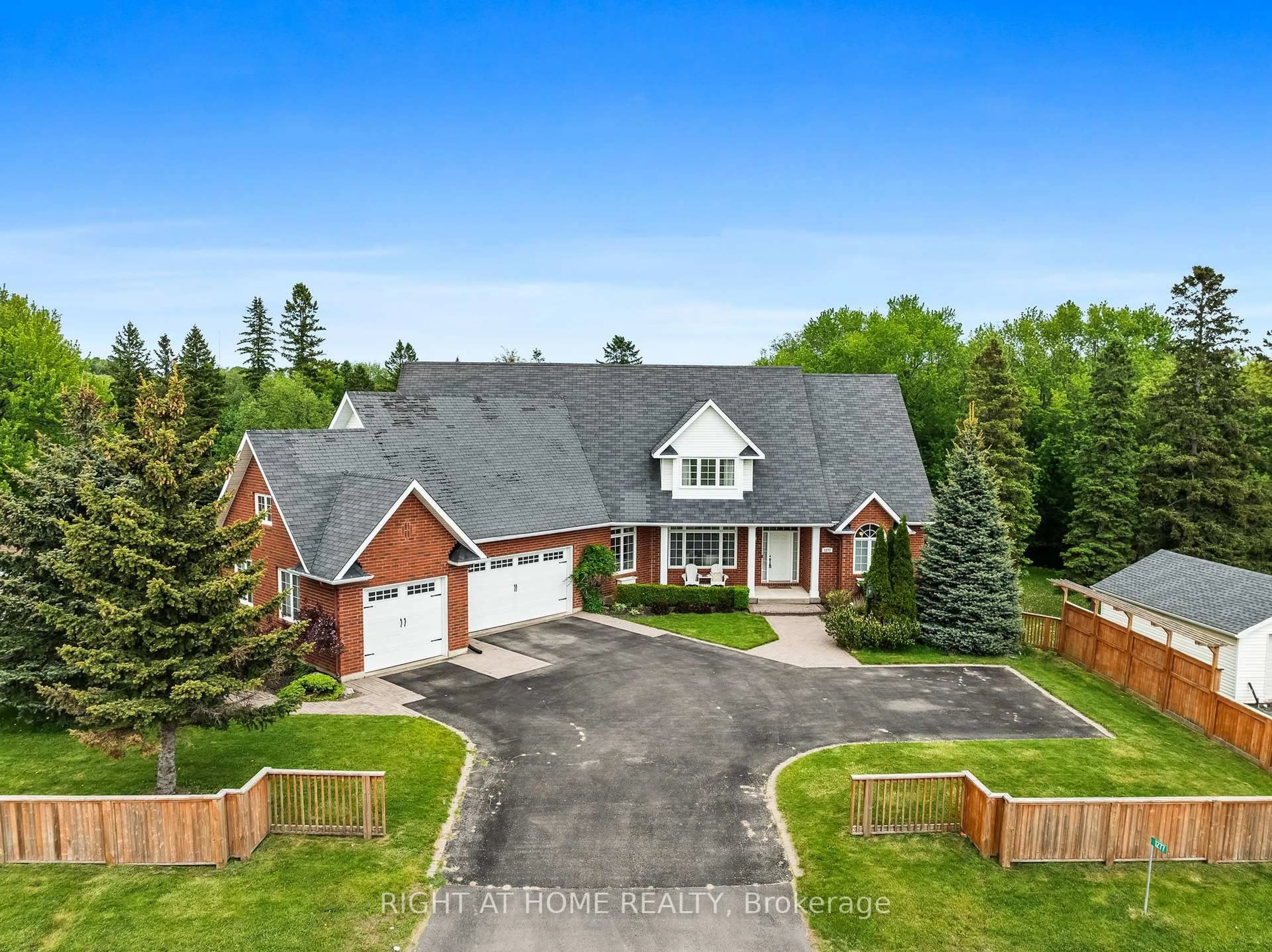 A pic from outside/outdoor area/front of a property/back of a property/a pic from drone, street for 1277 Townline Rd, Clarington Ontario L1H 8L7