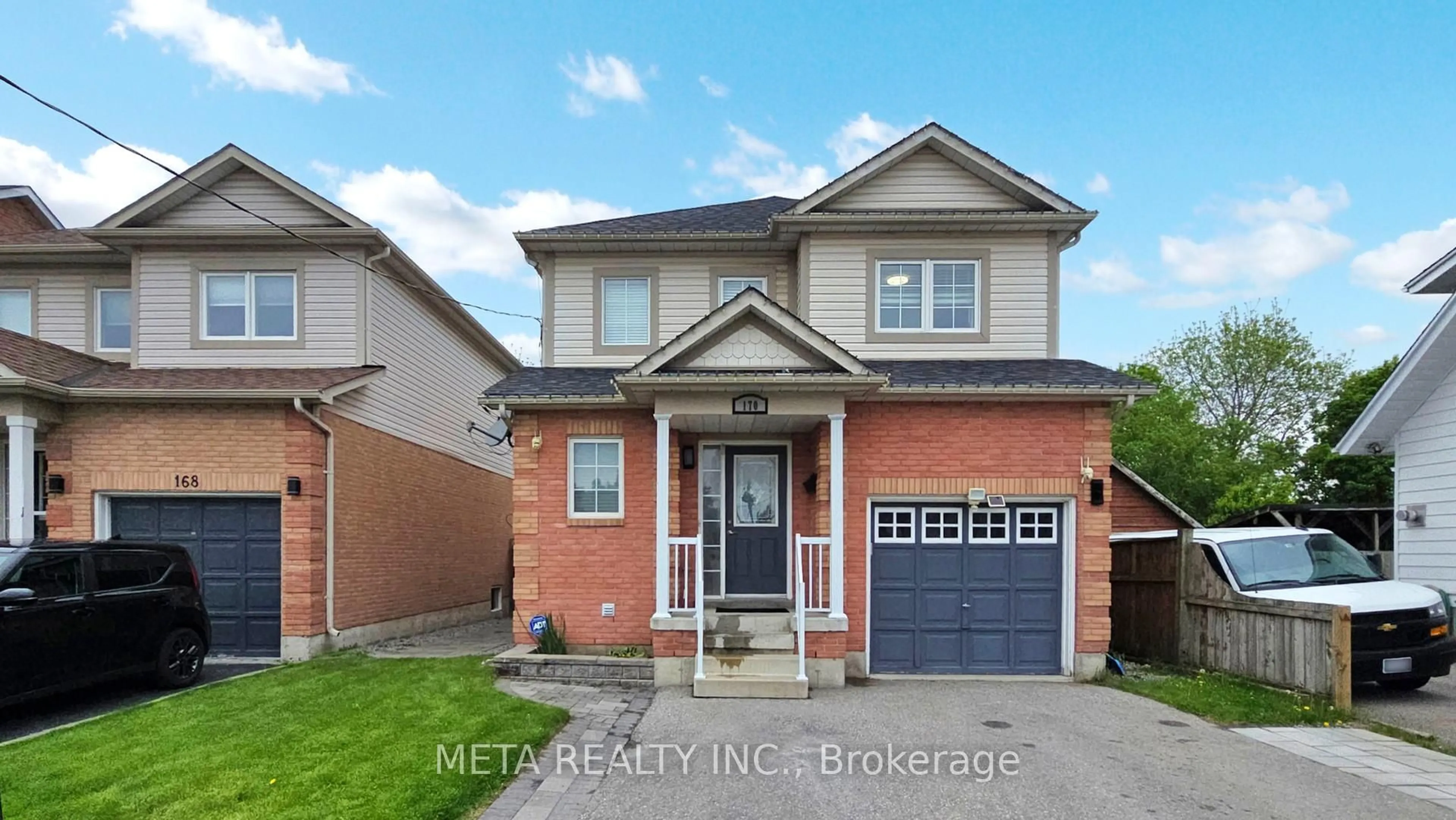 Home with brick exterior material, street for 170 Annis St, Oshawa Ontario L1H 3P4