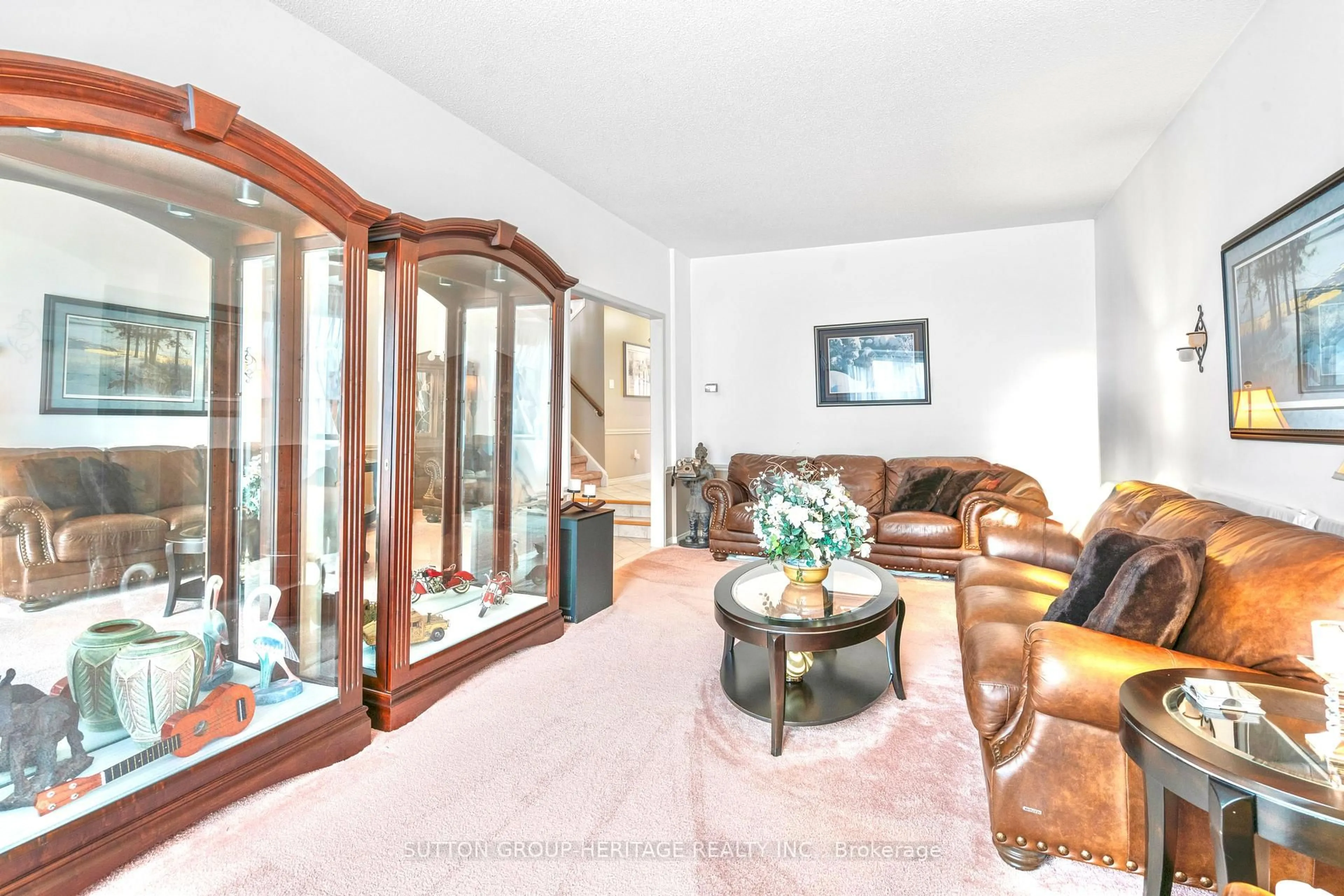 Unknown for 943 Gablehurst Cres, Pickering Ontario L1V 5G6
