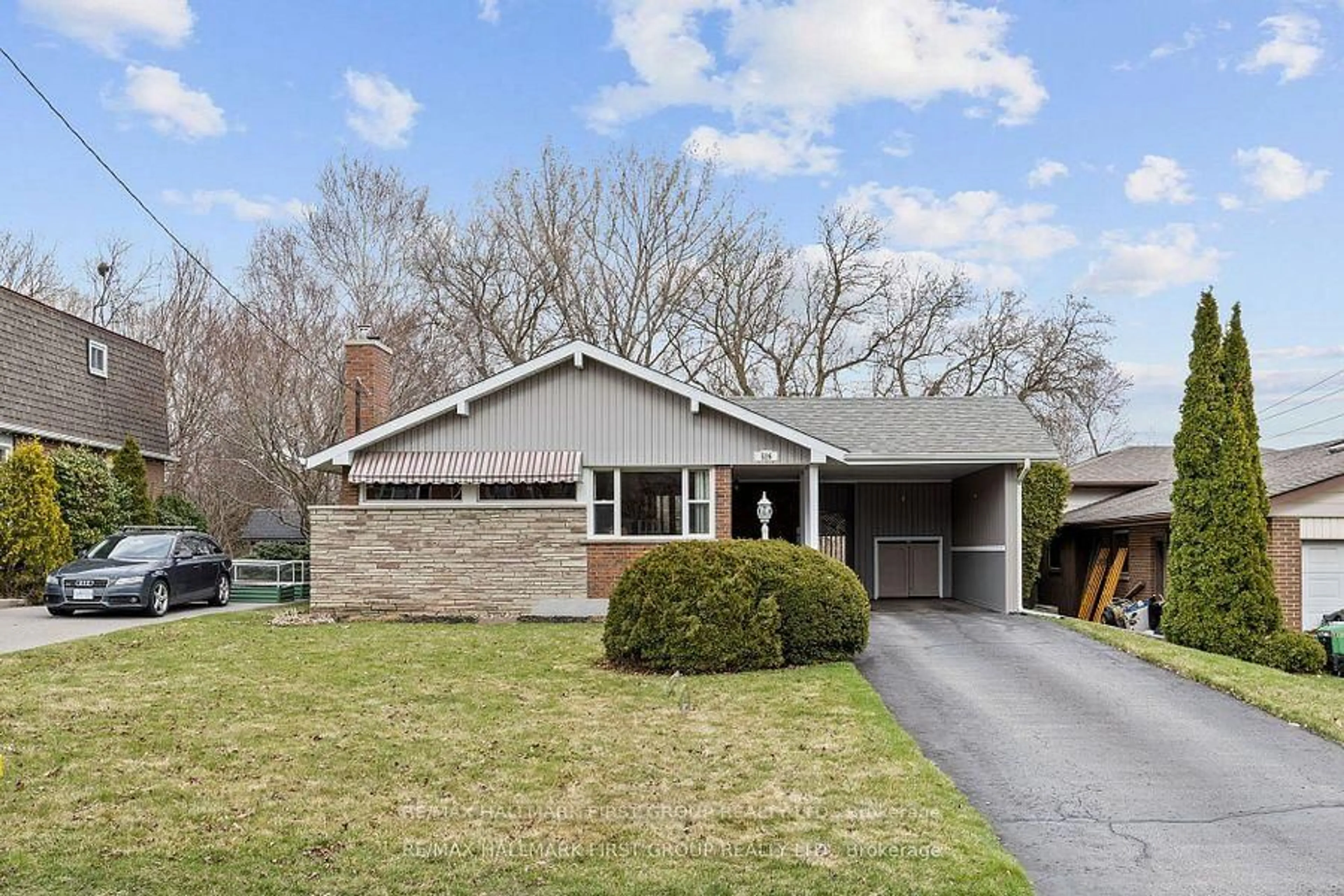 Home with brick exterior material, street for 526 Juliana Dr, Oshawa Ontario L1G 2E8