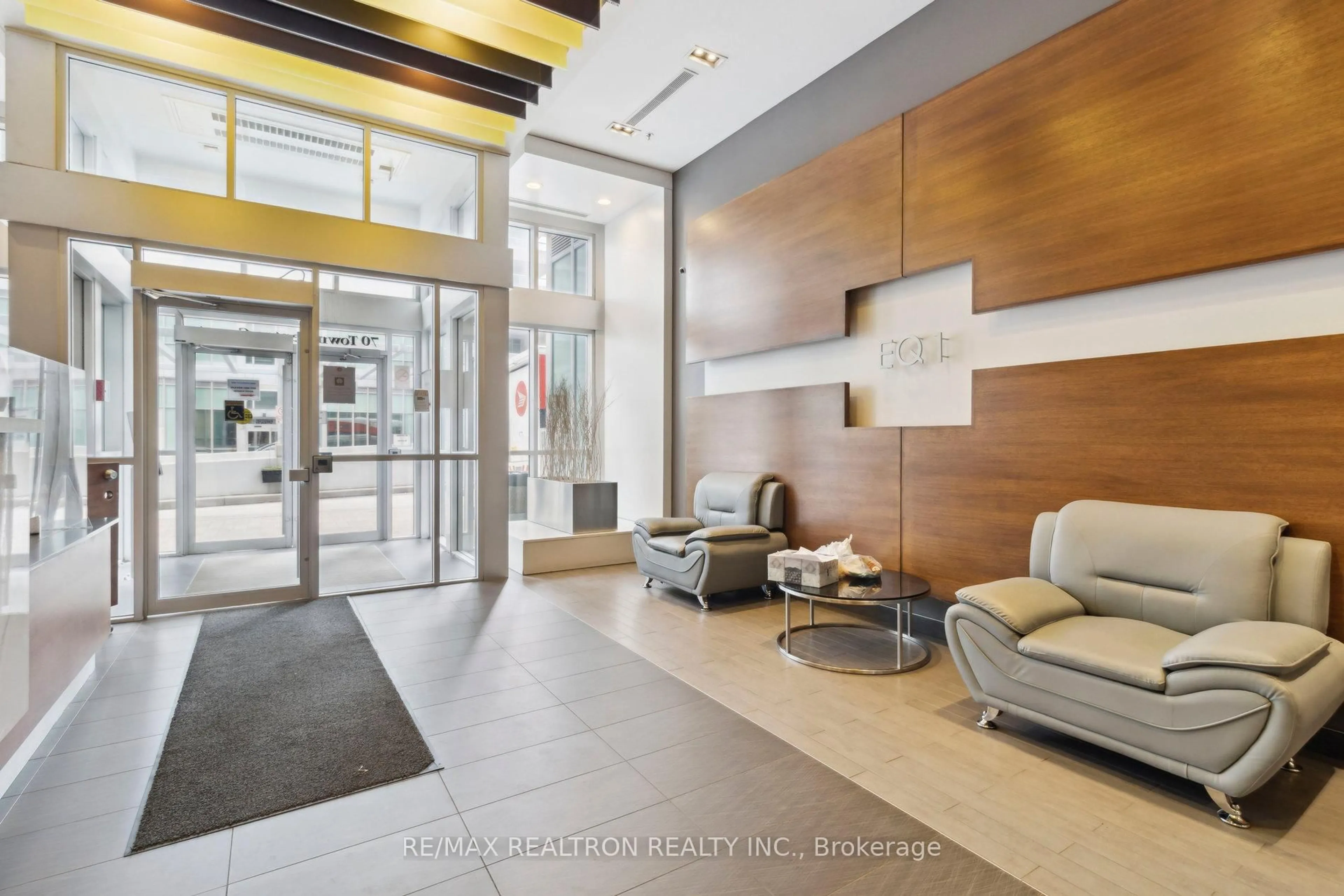Lobby for 70 Town Centre Crt #2604, Toronto Ontario M1P 0B2