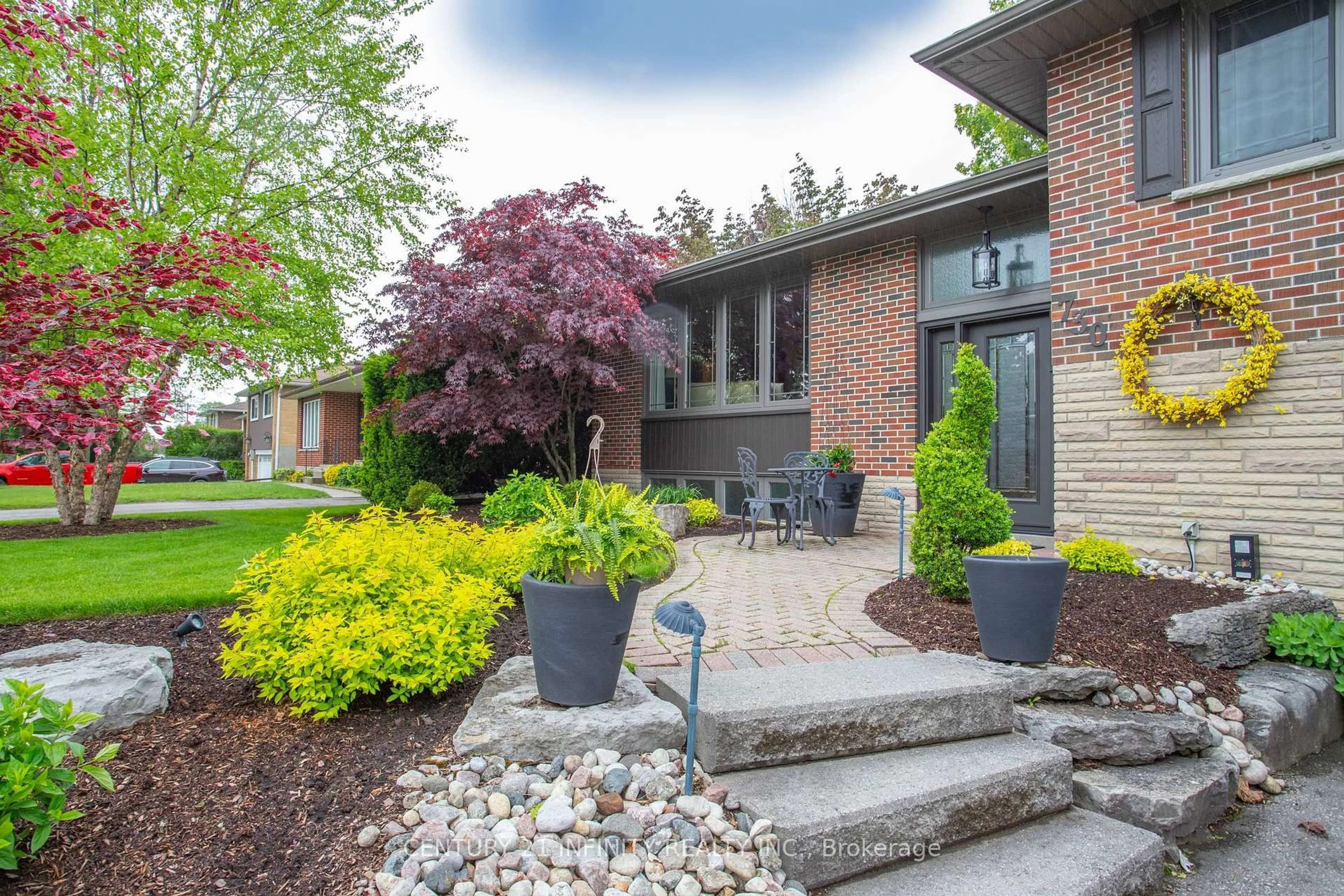 Home with brick exterior material, street for 730 Gibbons St, Oshawa Ontario L1J 5A2
