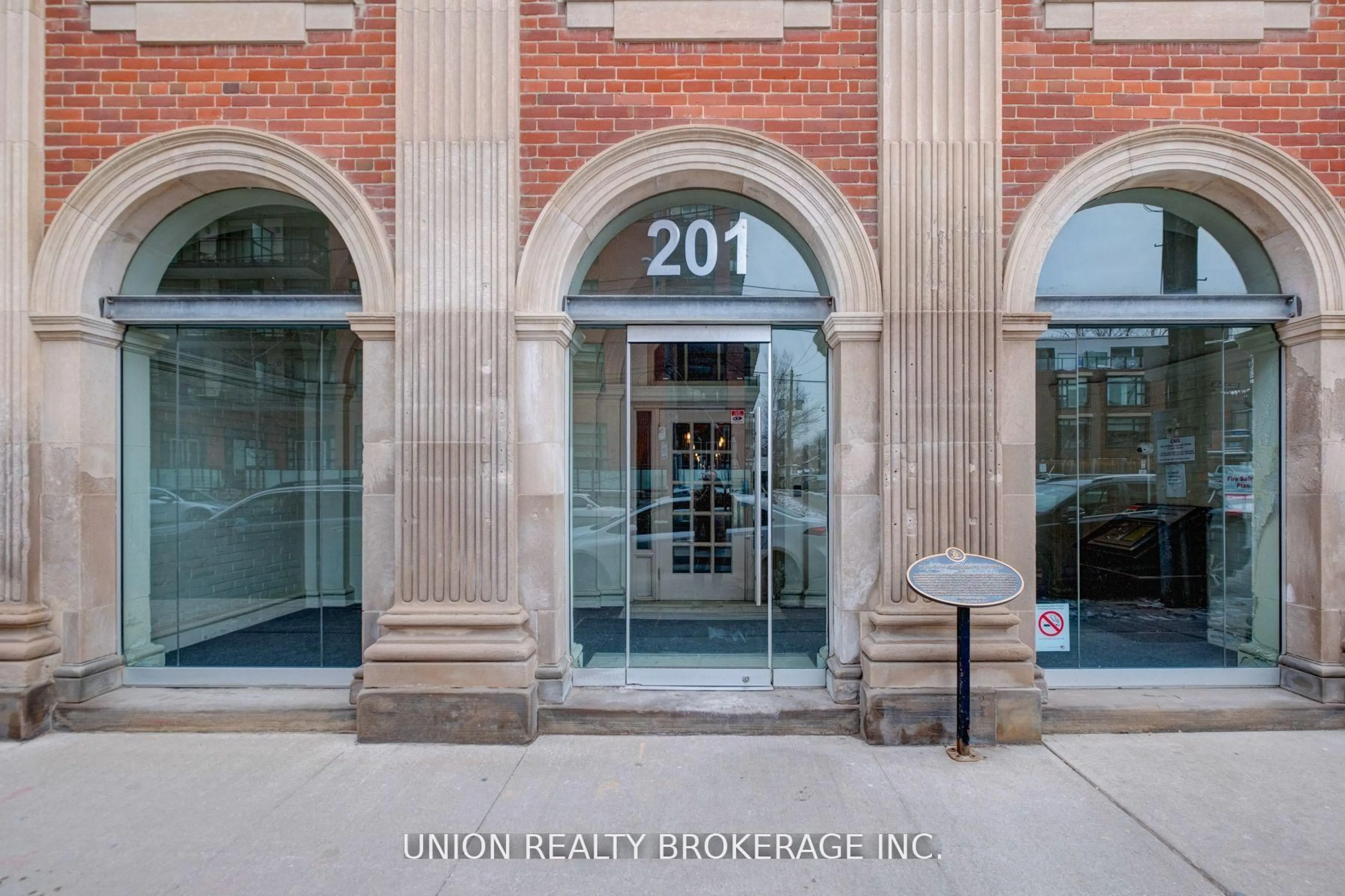 Indoor entryway for 201 Carlaw Ave #105, Toronto Ontario M4M 2S3