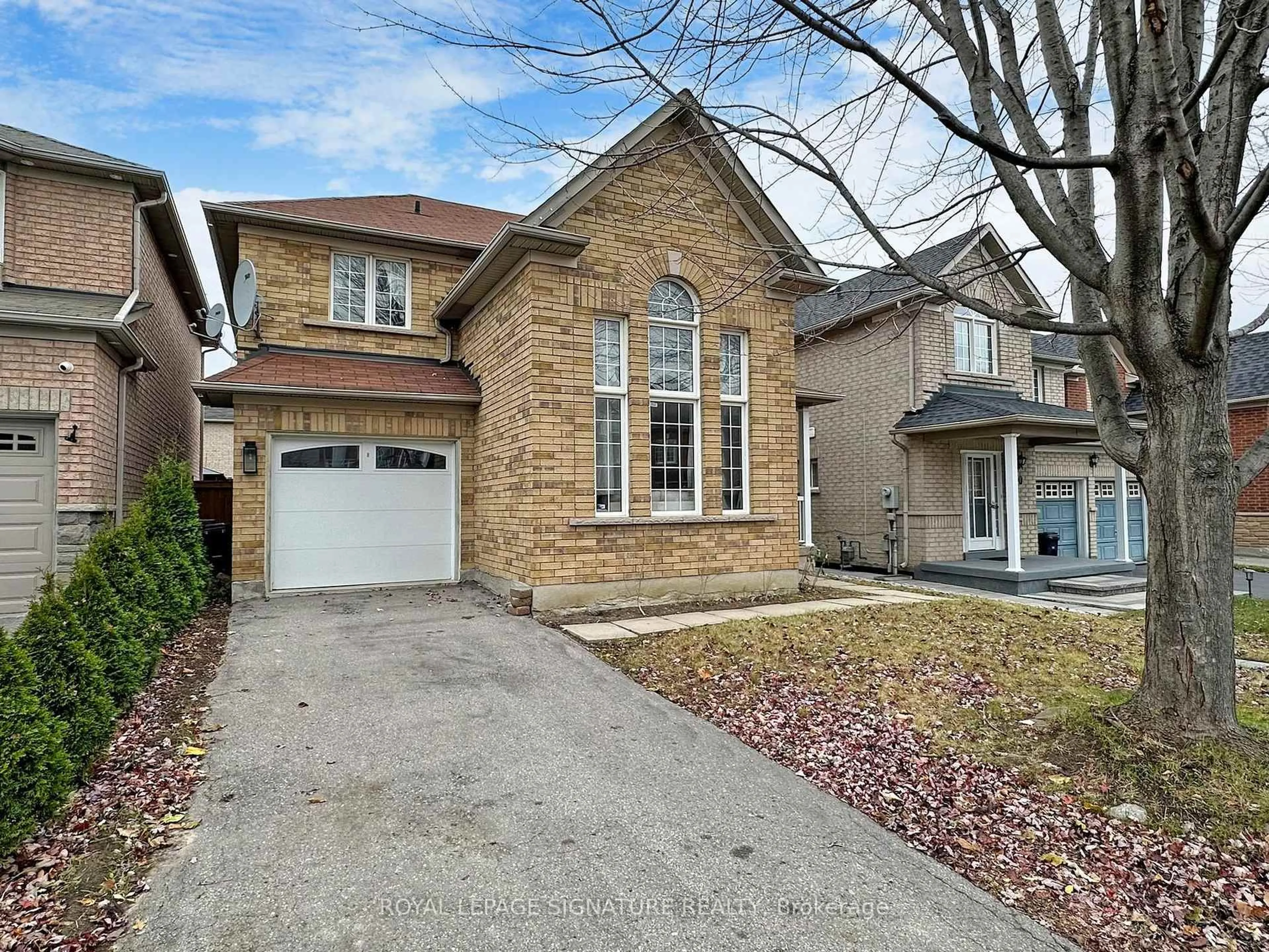 Home with brick exterior material, street for 8 Grackle Tr, Toronto Ontario M1X 1X3