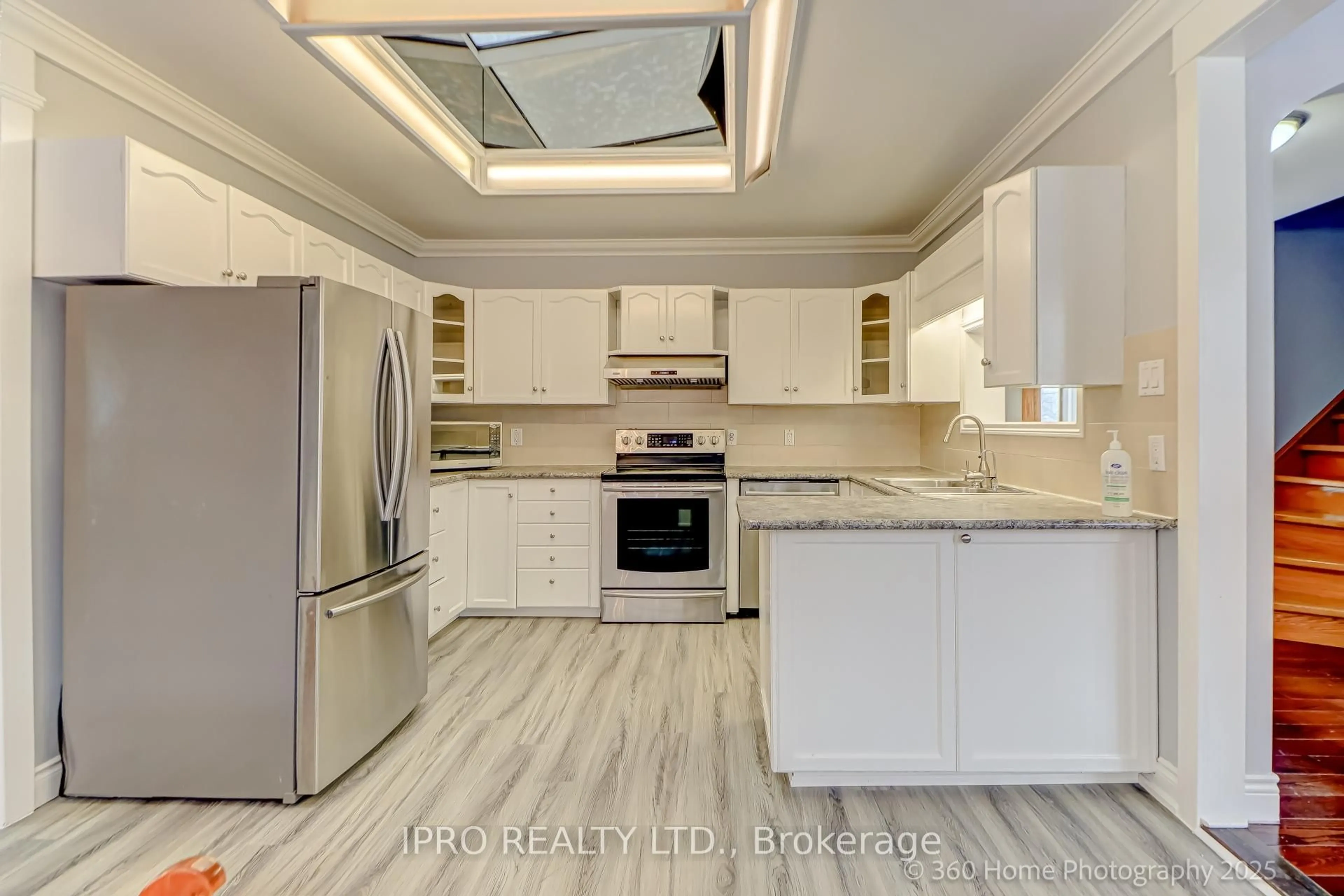Open concept kitchen, ceramic/tile floor for 50 South Woodrow Blvd, Toronto Ontario M1N 3L6