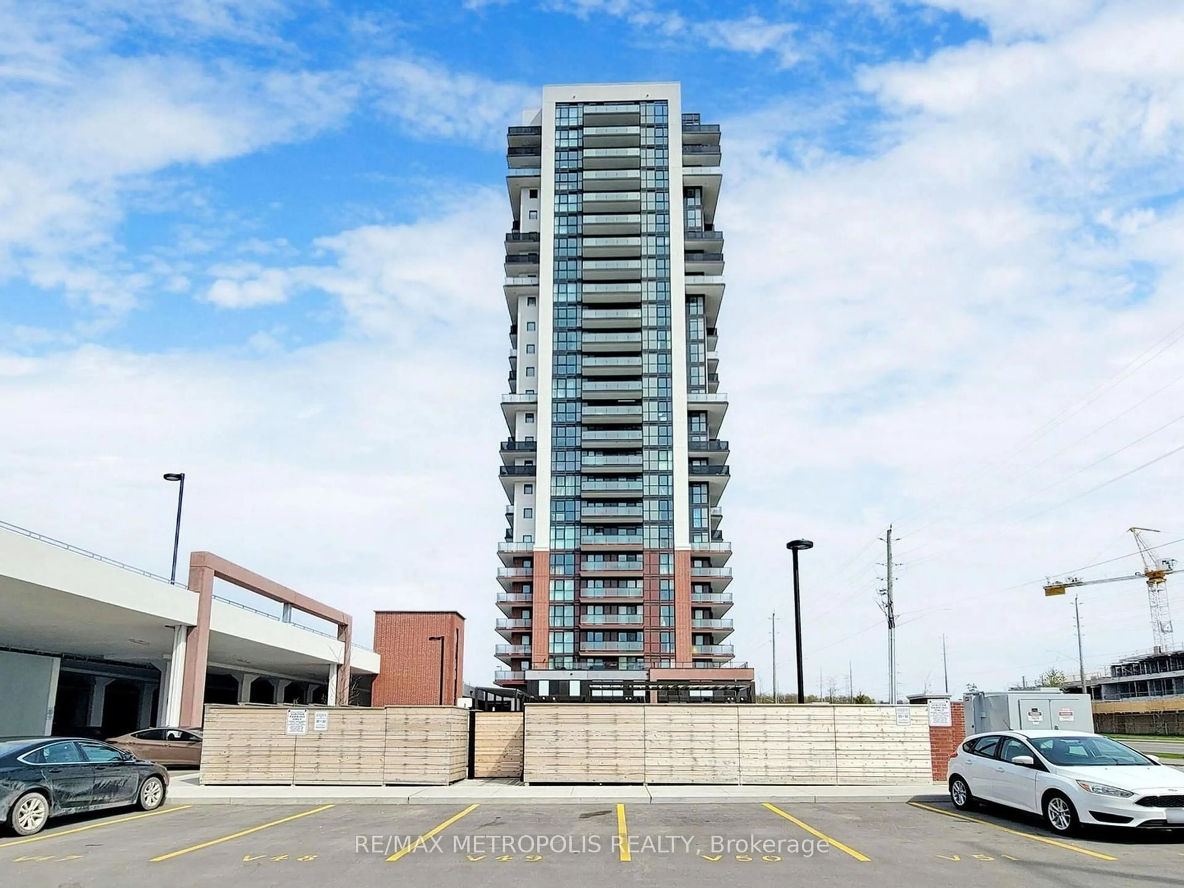 Unknown for 2550 Simcoe St #2020, Oshawa Ontario L1L 0R5