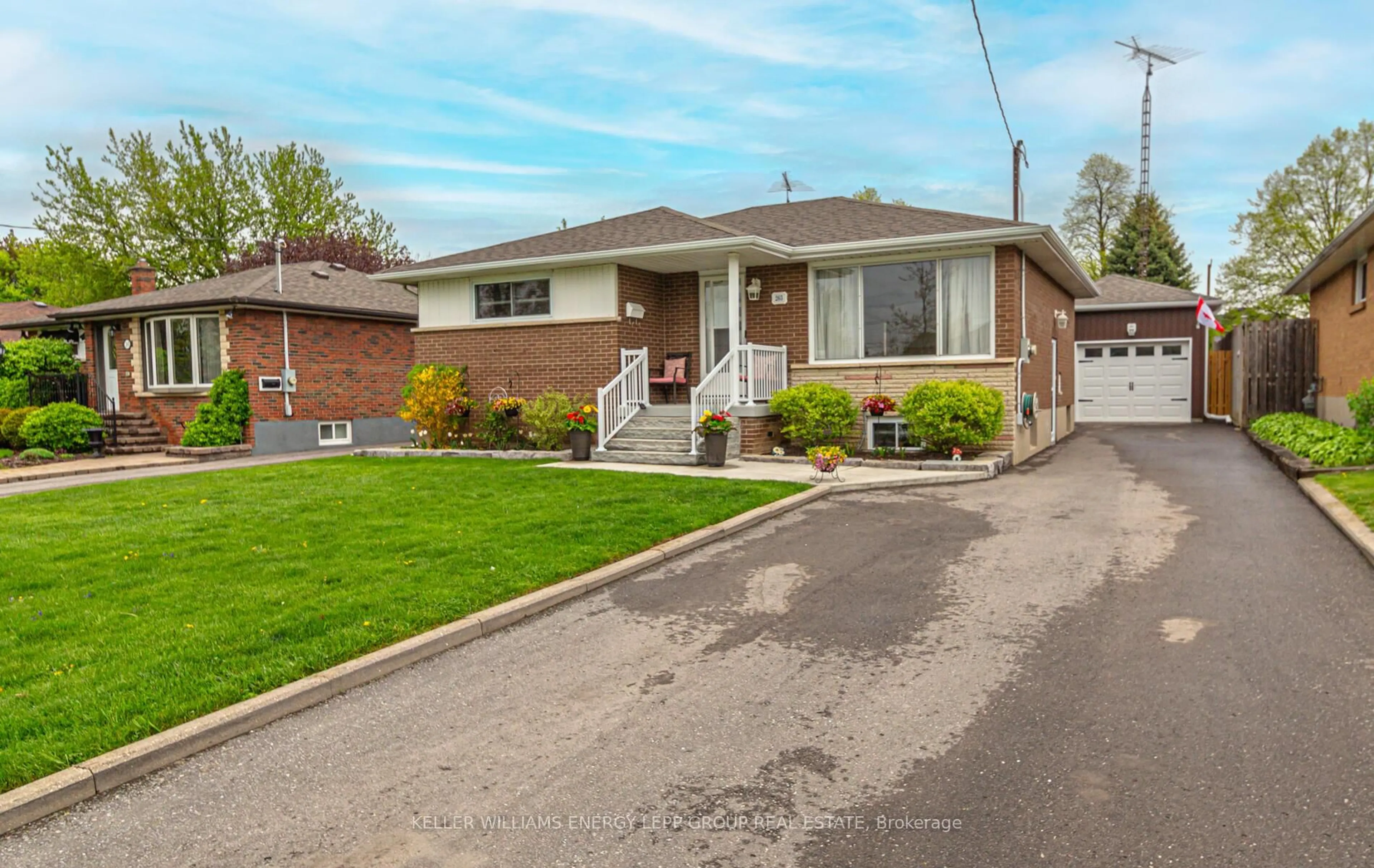 Home with brick exterior material, street for 265 Poplar St, Oshawa Ontario L1H 6P6