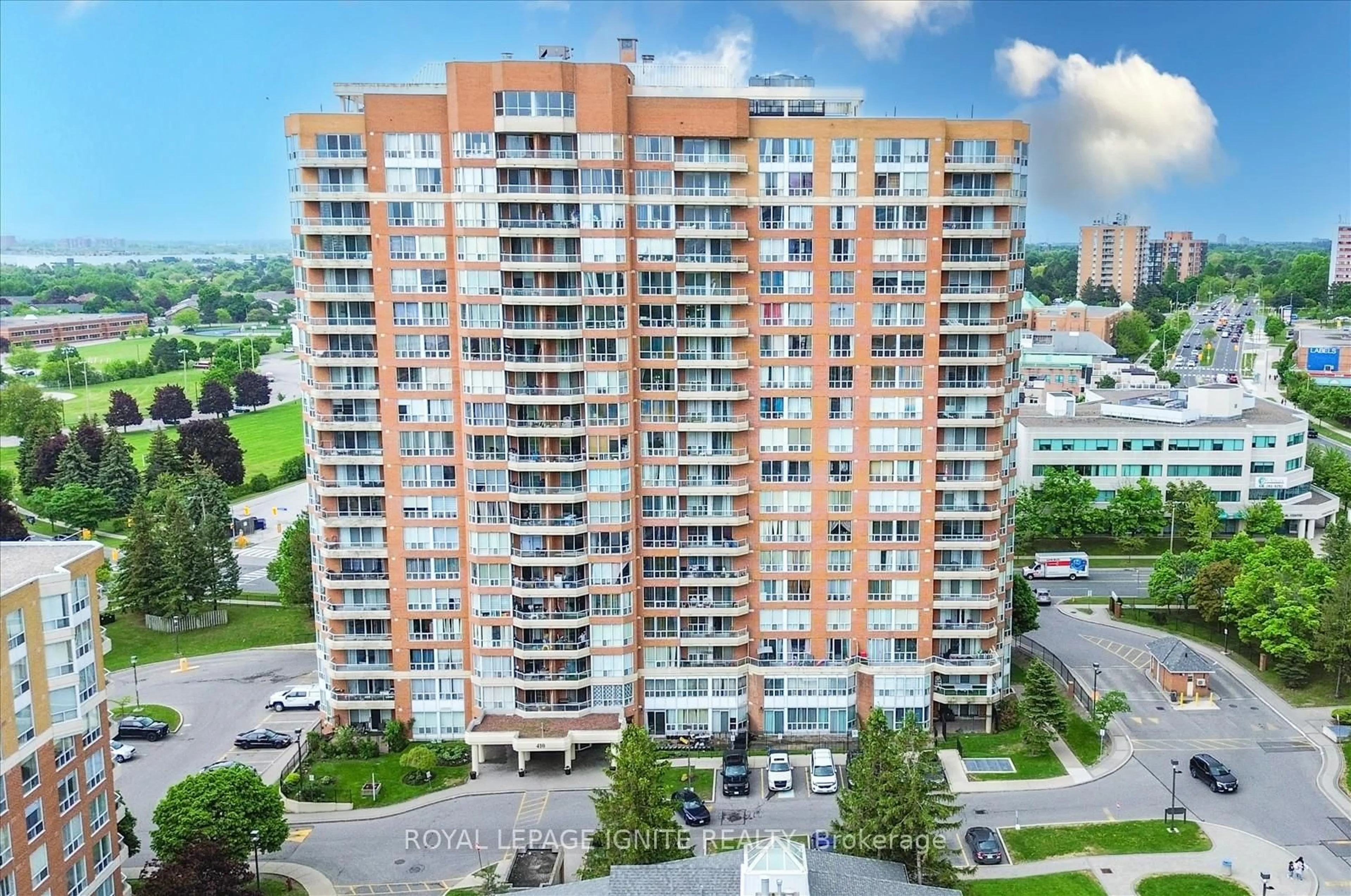 A pic from outside/outdoor area/front of a property/back of a property/a pic from drone, city buildings view from balcony for 410 Mclevin Ave #803, Toronto Ontario M1B 5J5