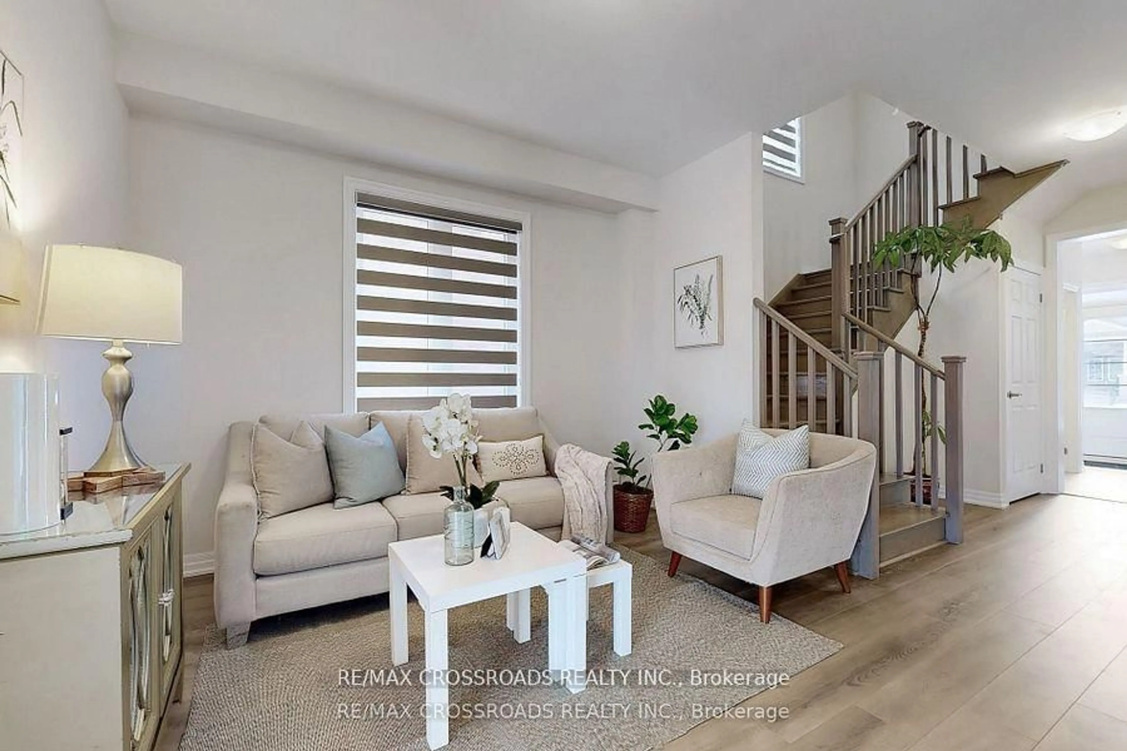 Living room with furniture, unknown for 75 Ed Ewert Ave, Clarington Ontario L1B 0W7