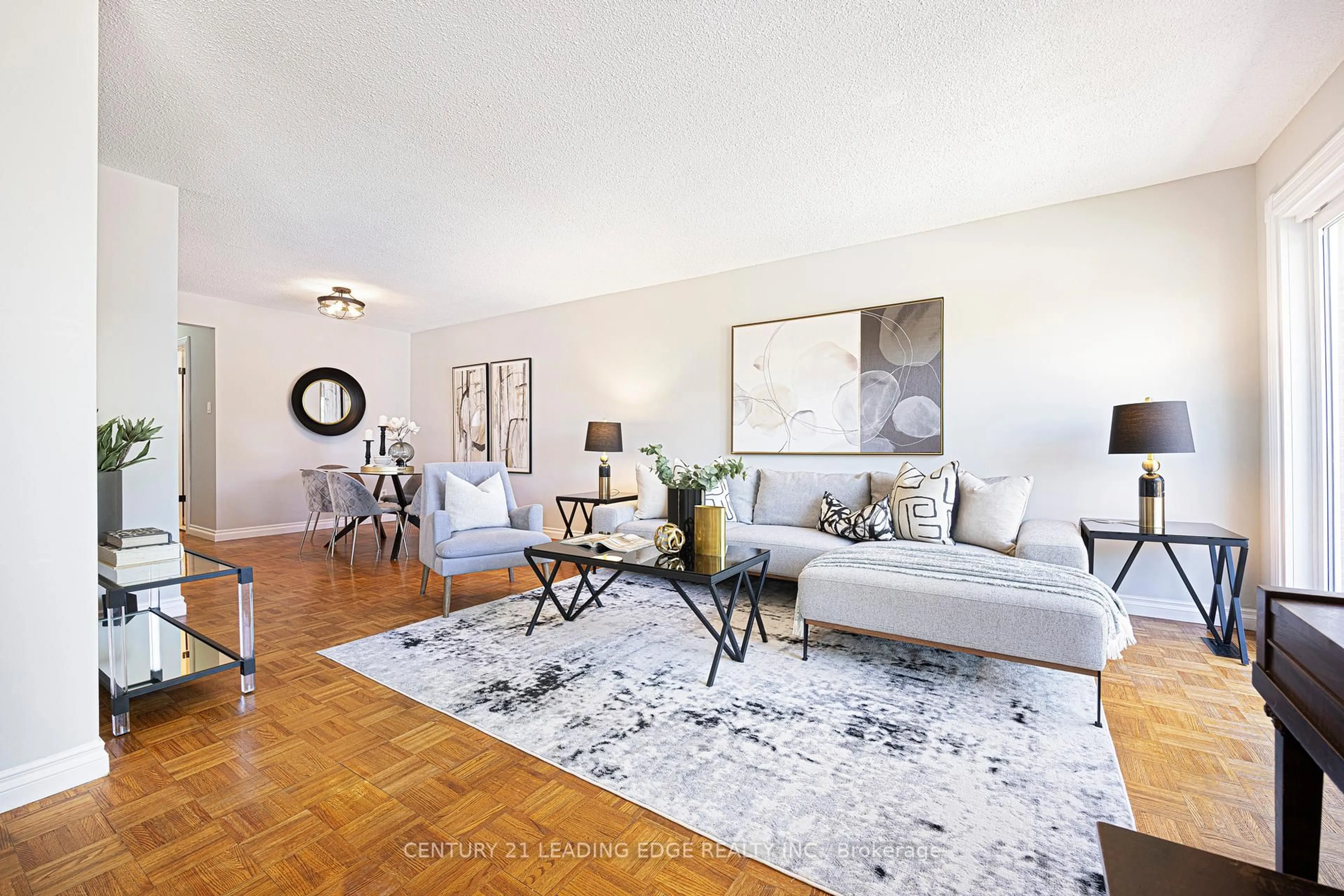 Living room with furniture, unknown for 14 DEANSCROFT Sq, Toronto Ontario M1E 4W9