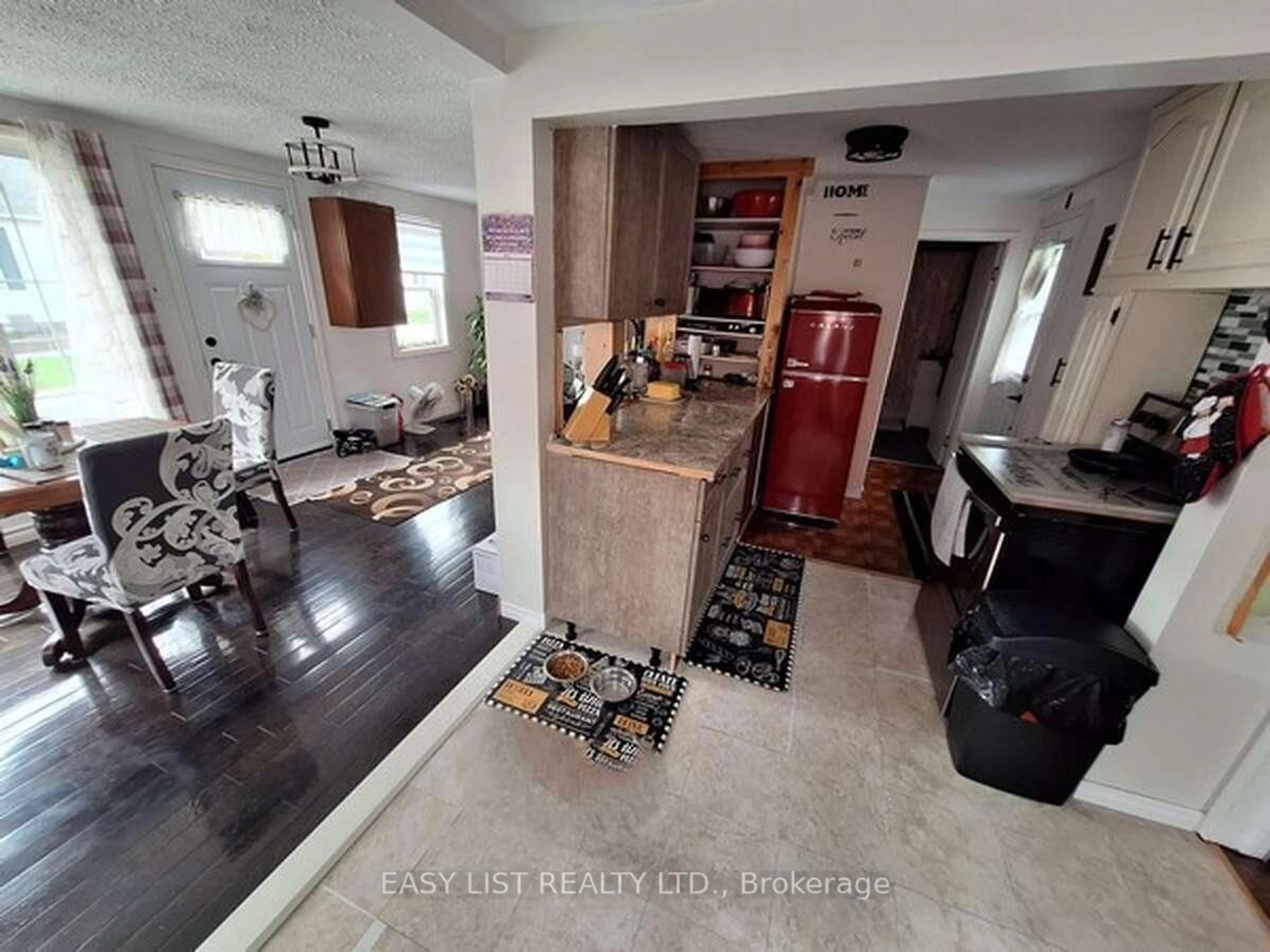 Unknown for 3 Lambs Lane, Clarington Ontario L1C 3E9