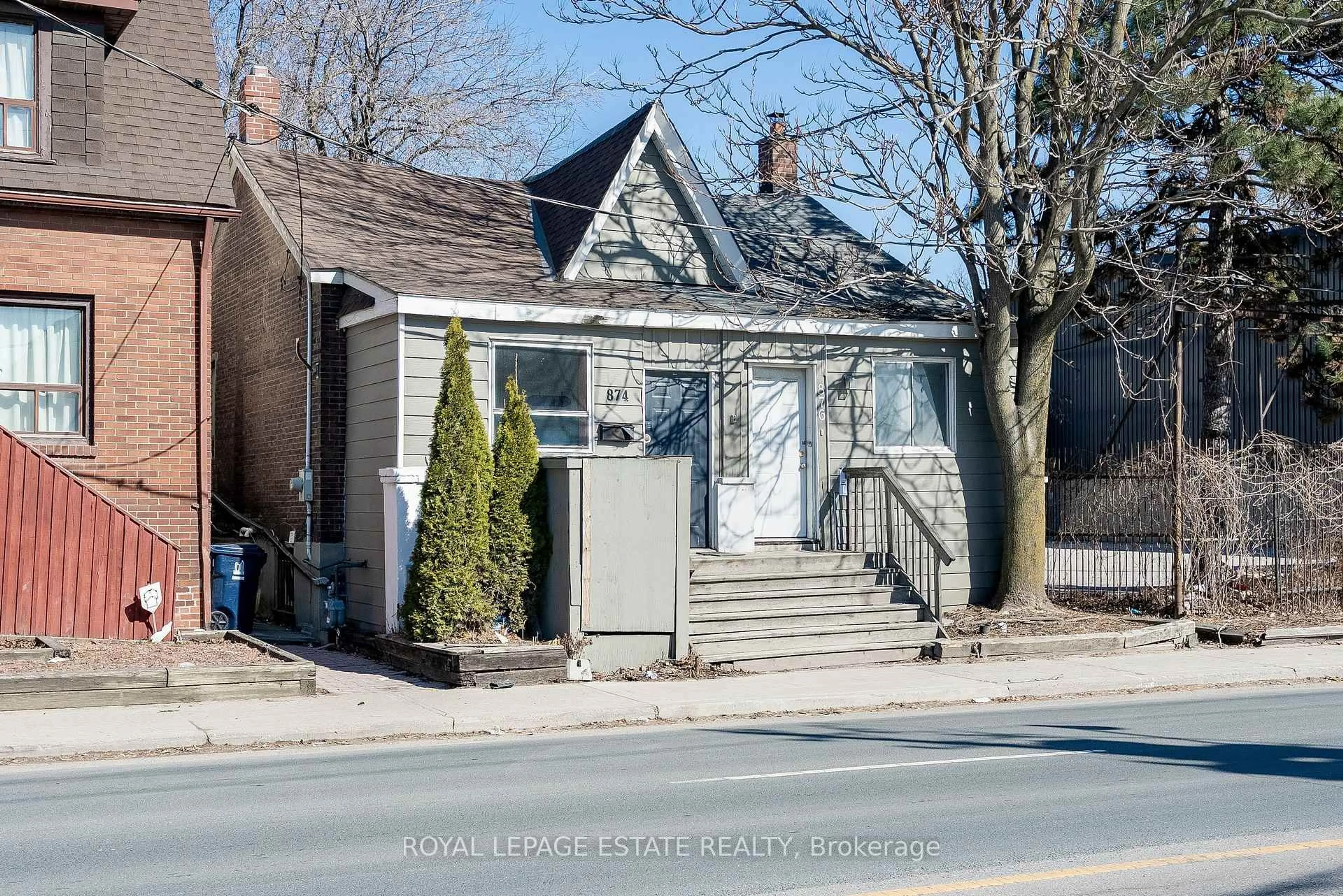 Home with brick exterior material, street for 876 Eastern Ave, Toronto Ontario M4L 1A3