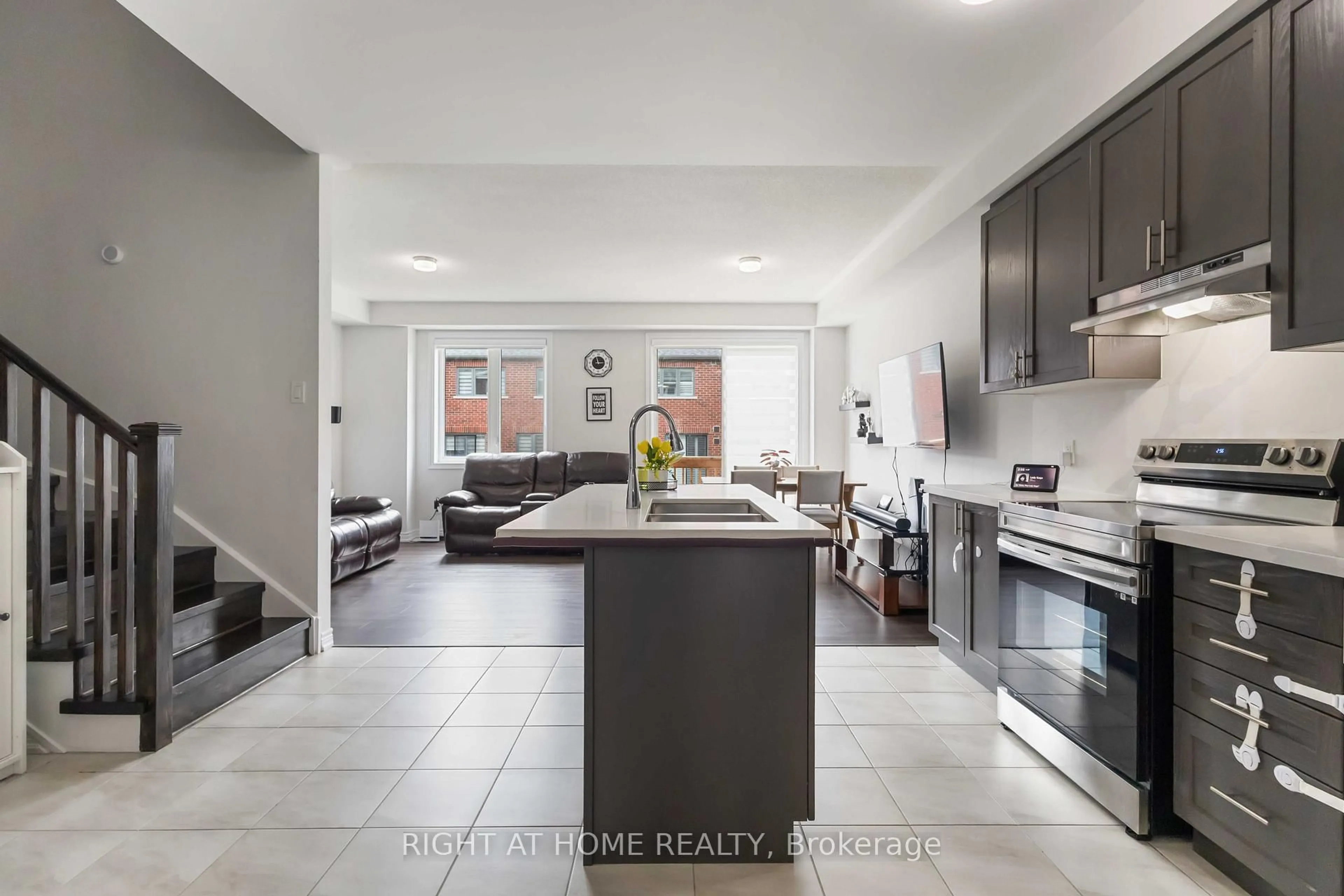 Open concept kitchen, ceramic/tile floor for 2020 Cameron Lott Cres, Oshawa Ontario L1L 0S1