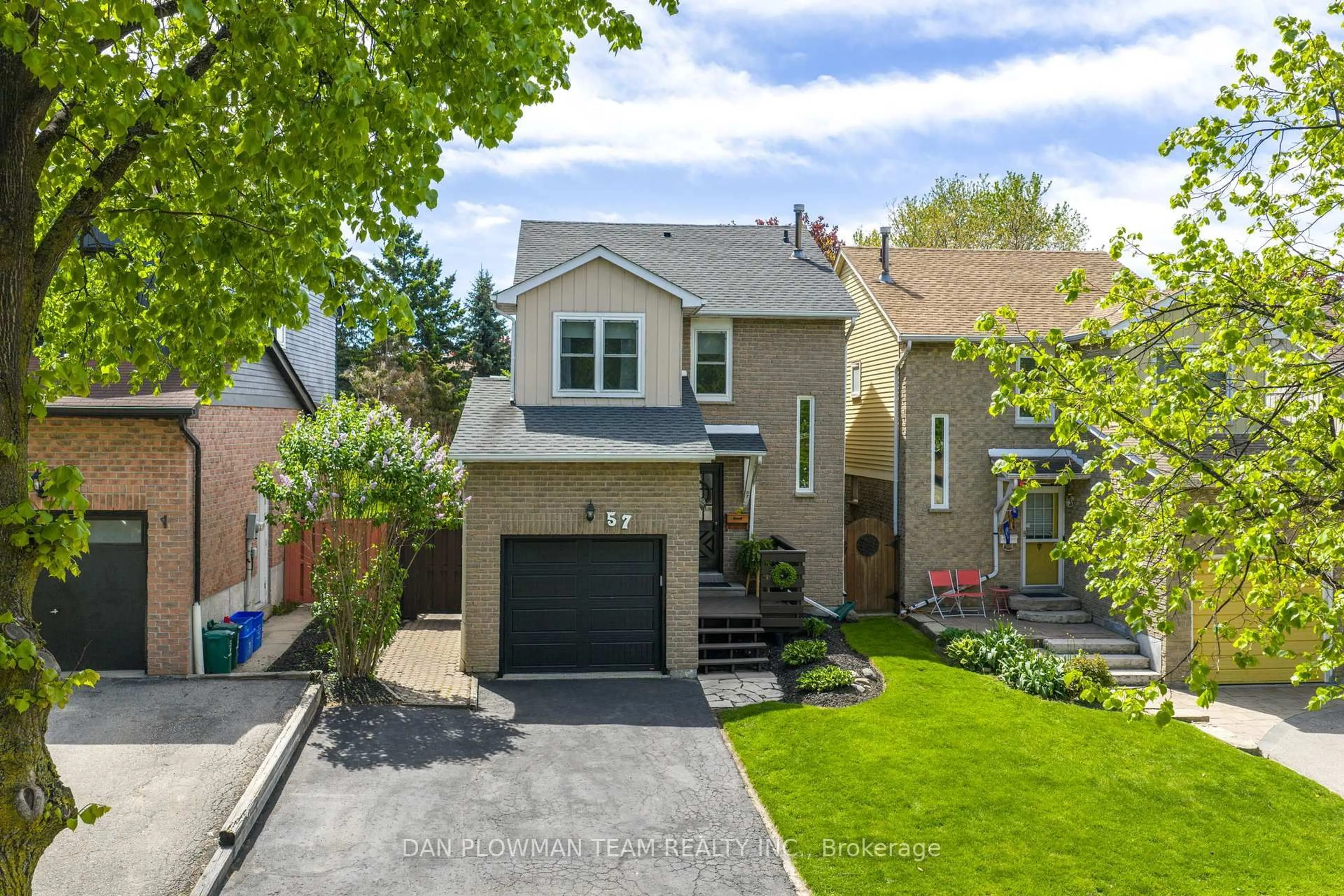 Unknown for 57 Kirby Cres, Whitby Ontario L1N 6T1