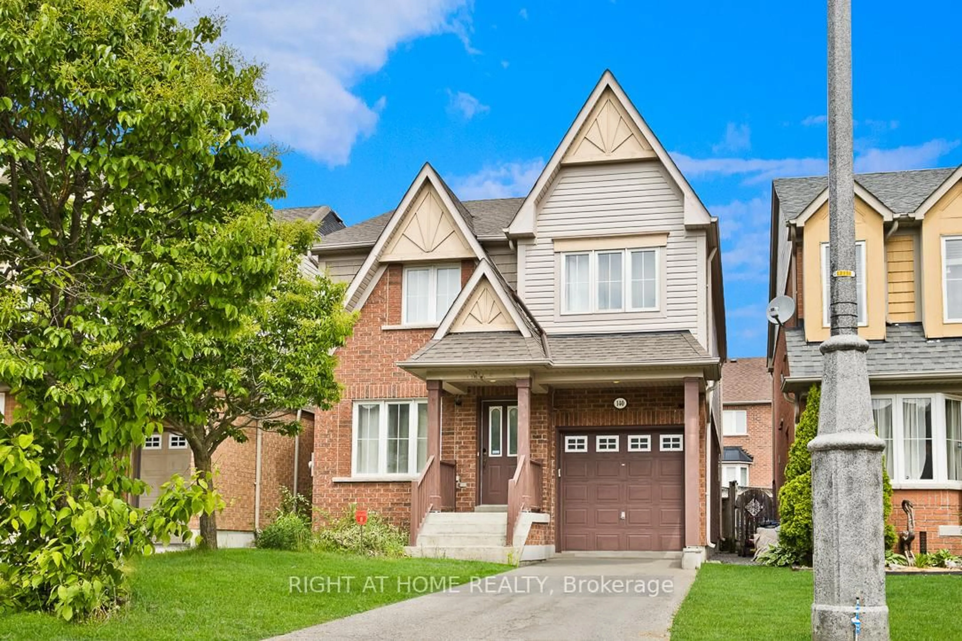 Home with brick exterior material, street for 140 Norland Circ, Oshawa Ontario L1L 0A7