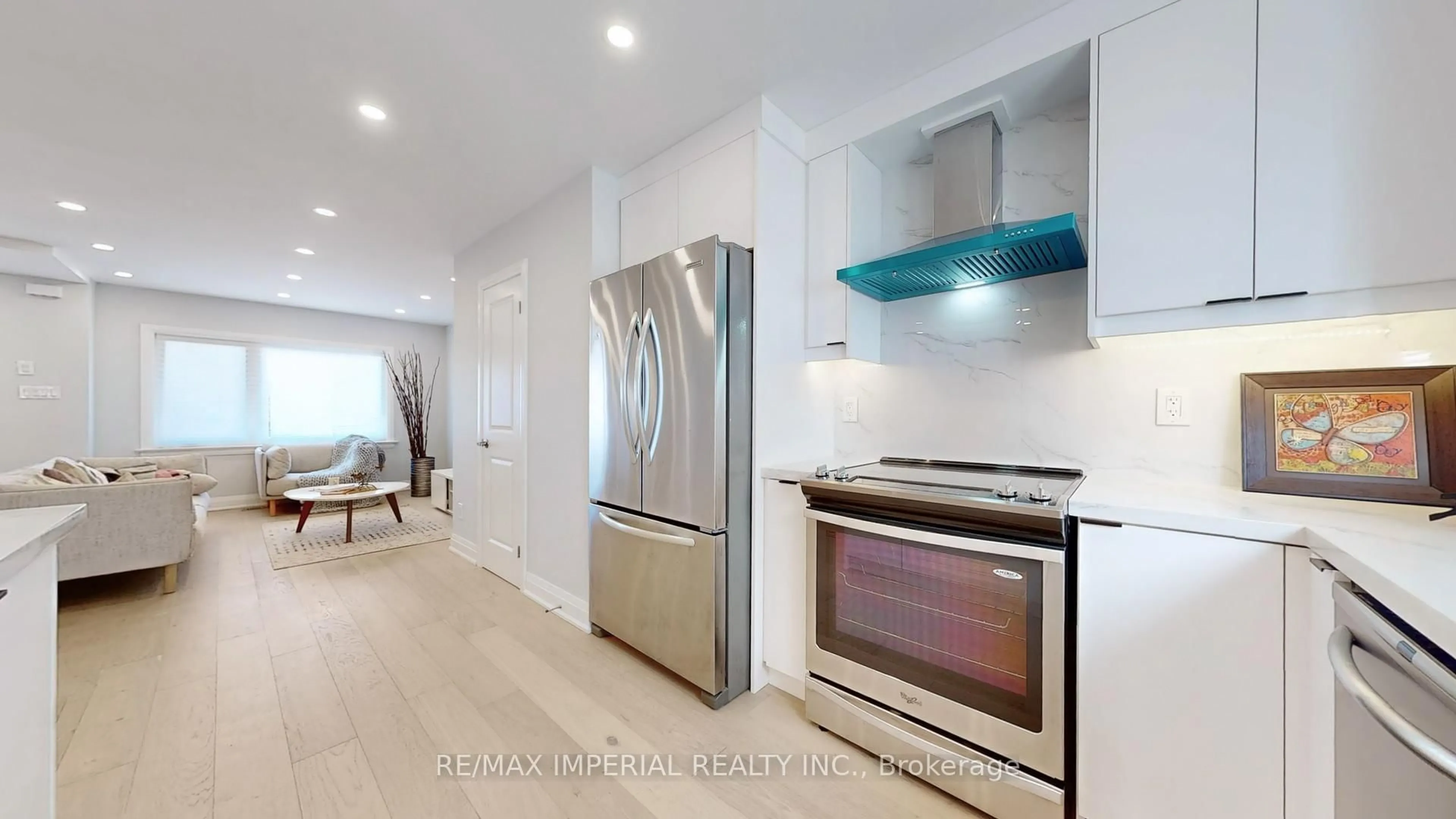 Open concept kitchen, ceramic/tile floor for 9 Lesmount Ave, Toronto Ontario M4J 3V5