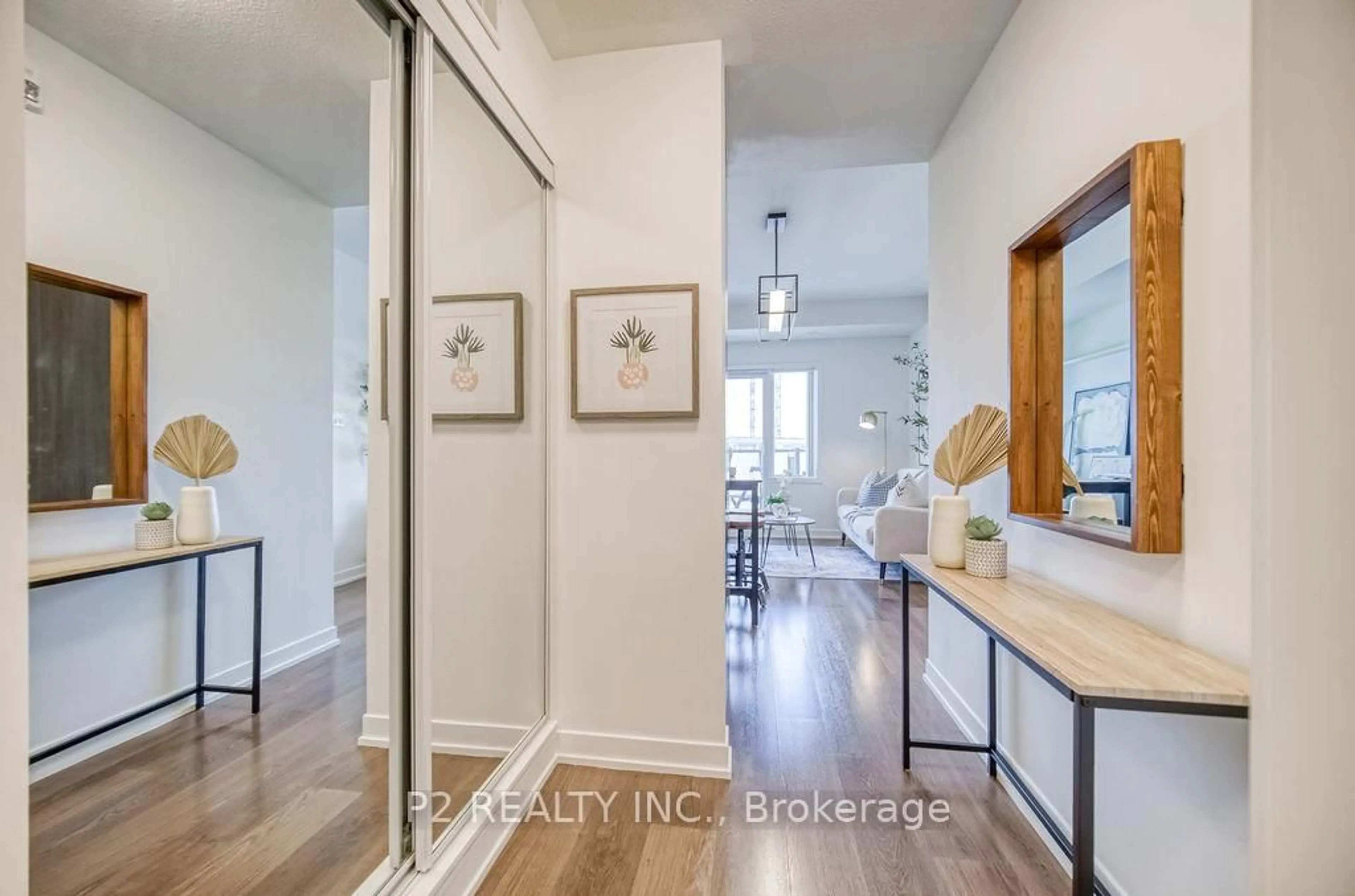 Indoor entryway for 5131 Sheppard Ave #503, Toronto Ontario M1B 0C9
